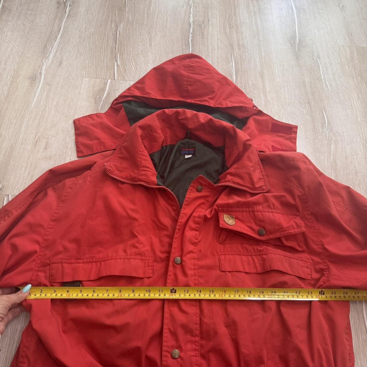 Fjallraven Fjallraven Gore-Tex Vintage made in Portugal Red Jacket L Size US L / EU 52-54 / 3 - 7 Thumbnail
