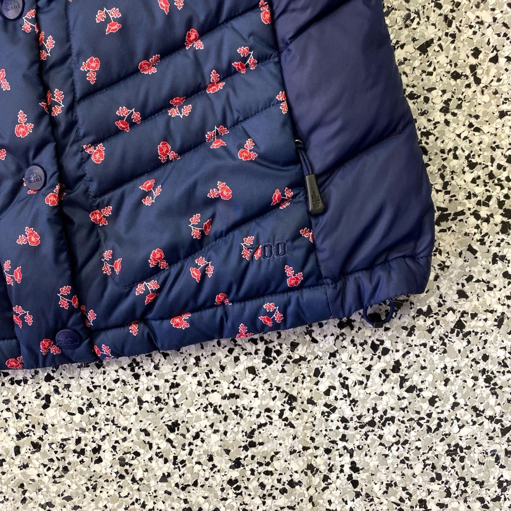 The North Face The North Face 700 Puffer Vest Women’s S Blue Quilted Full Zip Down Insulated Vest Size S / US 4 / IT 40 - 3 Thumbnail