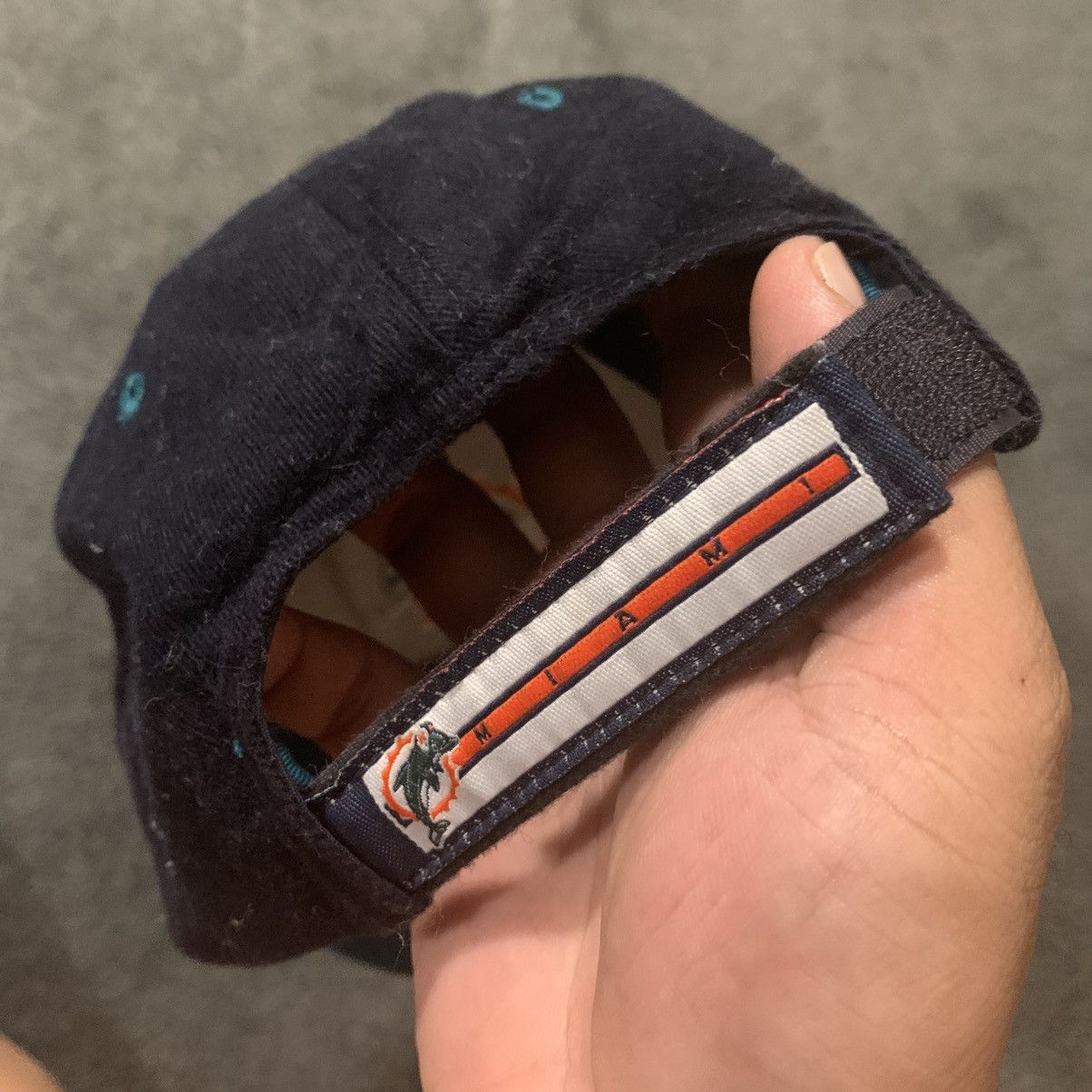 Twins Enterprise Inc. VINTAGE 90s Miami Dolphins Twins Enterprise Hat Black/Teal Size ONE SIZE - 5 Thumbnail