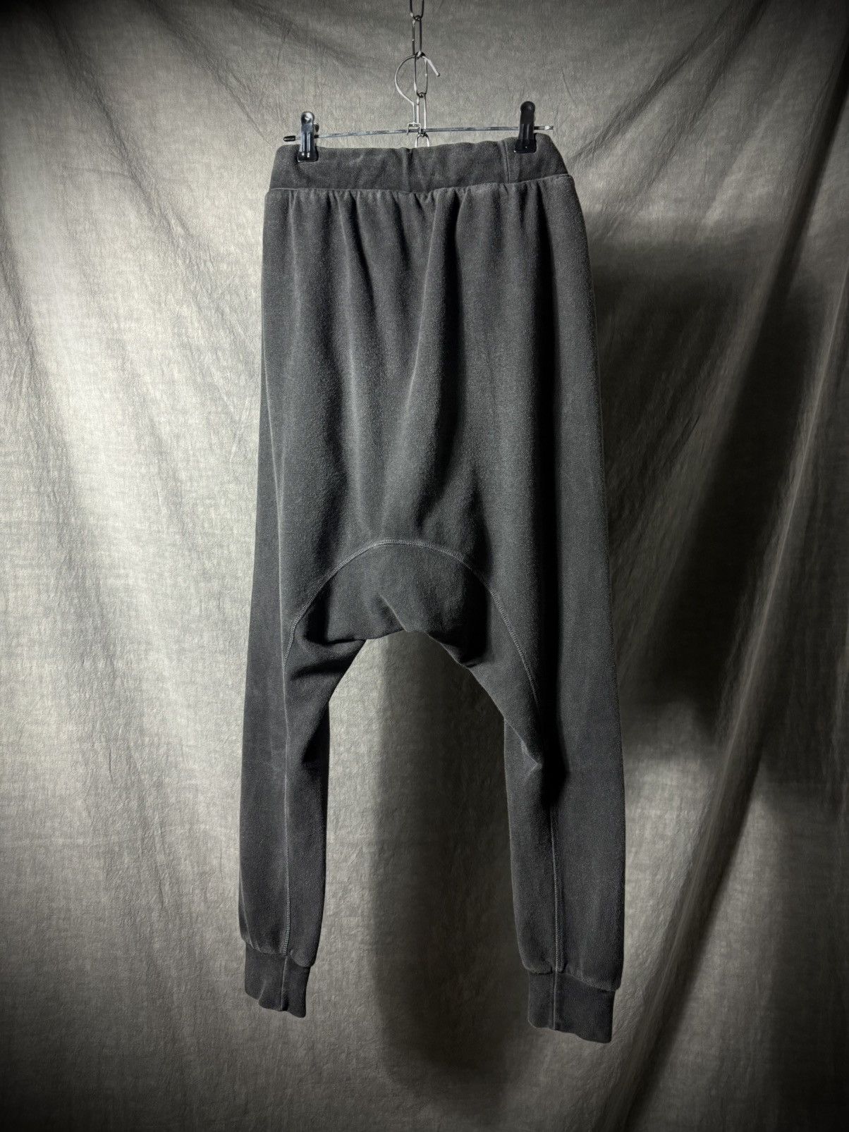 Boris Bidjan Saberi Boris Bidjan Saberi AW16 LONGJOHN2 Resin Dyed Joggers Size US 29 - 5 Thumbnail