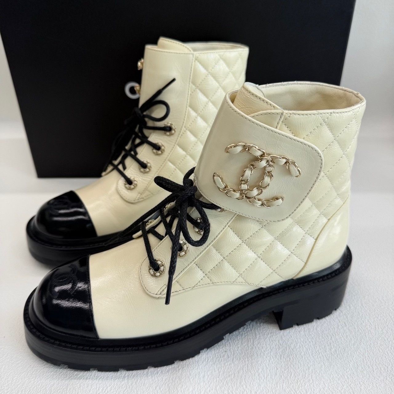 Chanel Chanel Leather White Boots us_7-5 Women Size US 7.5 / IT 37.5 - 1 Thumbnail