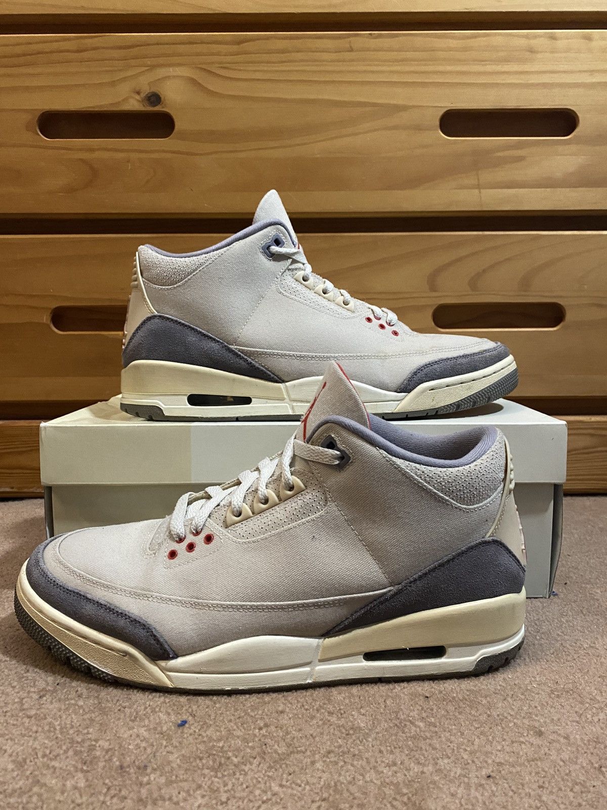 Jordan Brand Air Jordan Retro 3 Muslin Size 11.5 Size US 11.5 / EU 44-45 - 2 Thumbnail