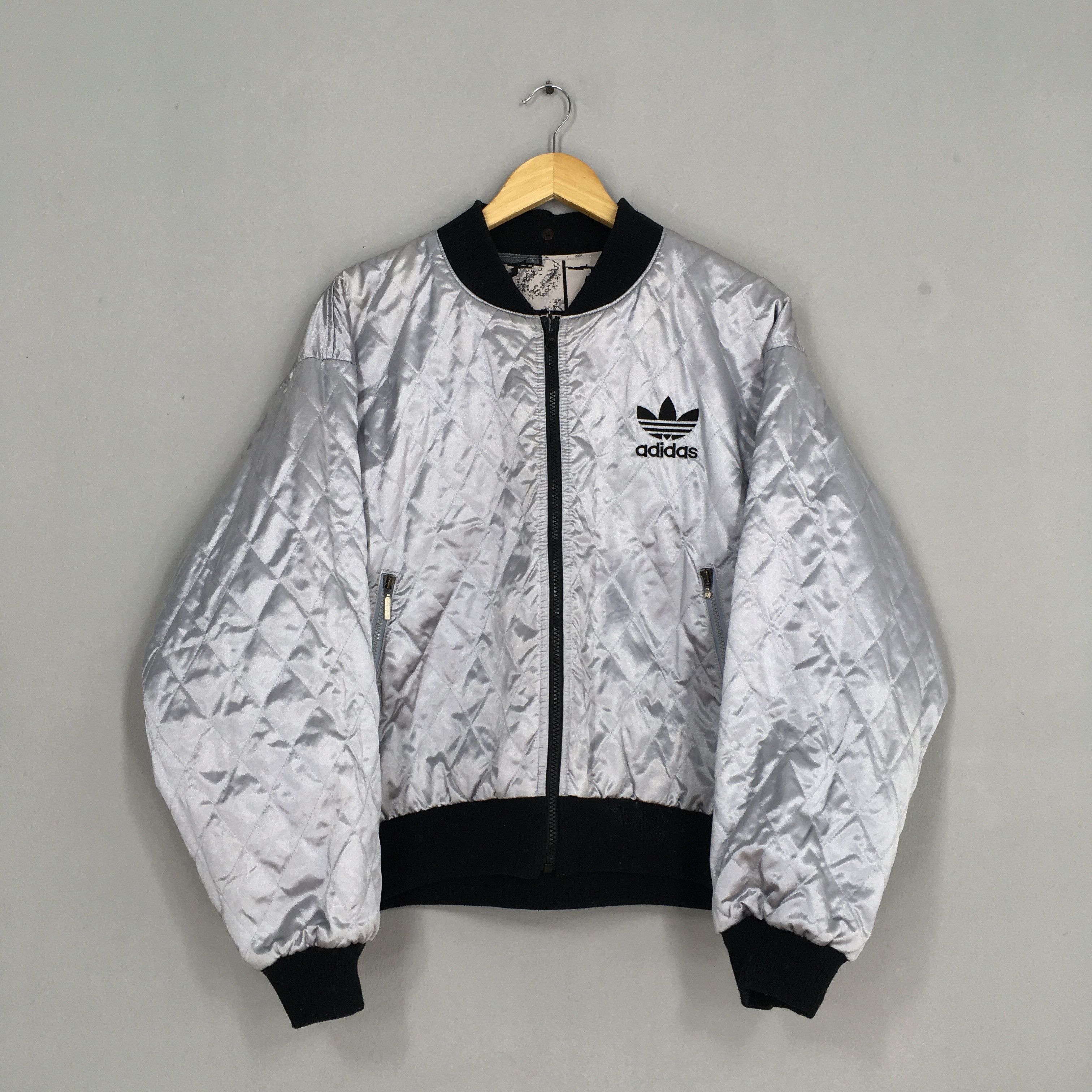 Adidas Vintage Adidas Trefoil Overprint Jacket Warmer Large Size US L / EU 52-54 / 3 - 6 Thumbnail