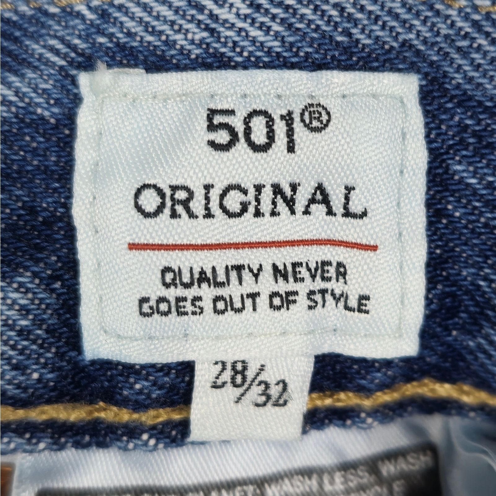 Levi's Levi's 501 Jeans 28x28 Button Fly Joe Cool Snoopy Patch Size US 28 / EU 44 - 17 Thumbnail
