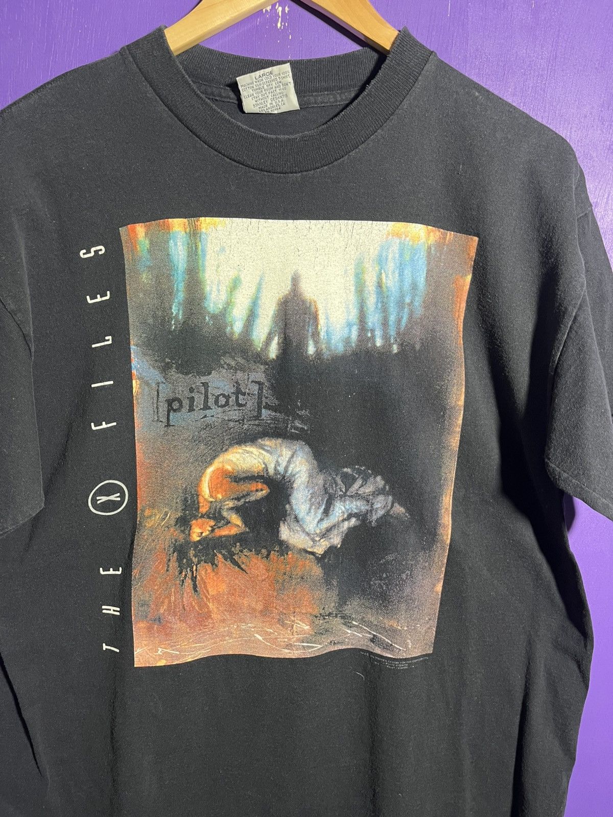 Vintage Vintage 1996 The X-files pilot picture t-shirt Size US L / EU 52-54 / 3 - 3 Thumbnail
