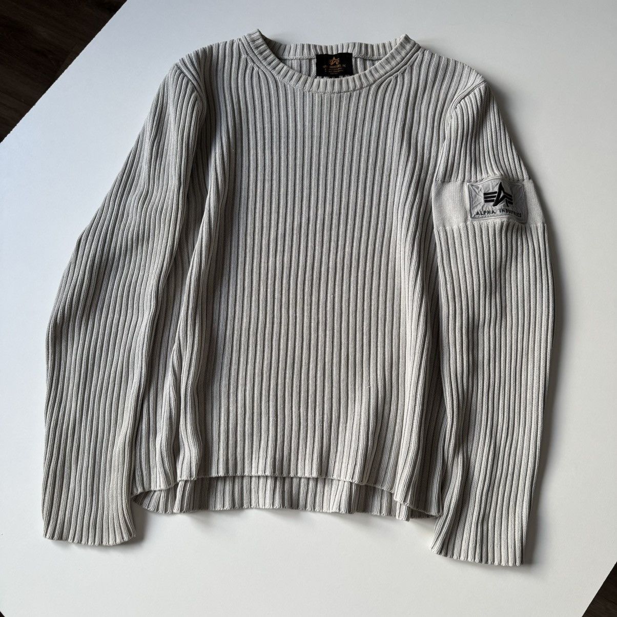Alpha Industries × Japanese Brand × Vintage Vintage Alpha Industries Ribbed Embroidered Logo 90s Sweater Size US XL / EU 56 / 4 - 1 Thumbnail