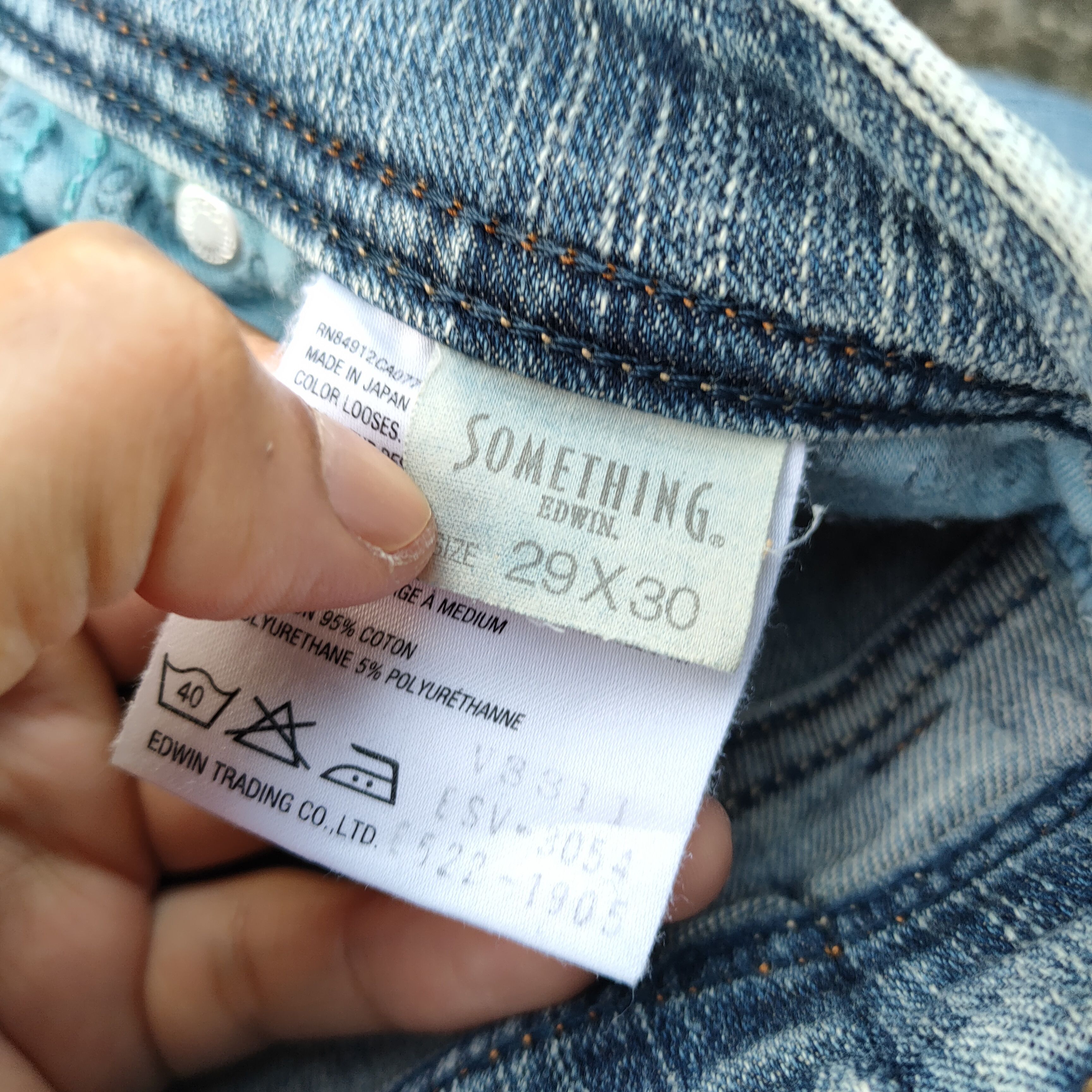 Japanese Brand FLARE VINTAGE SOMETHING FADED JEANS DENIM PANTS Size US 29 - 12 Thumbnail