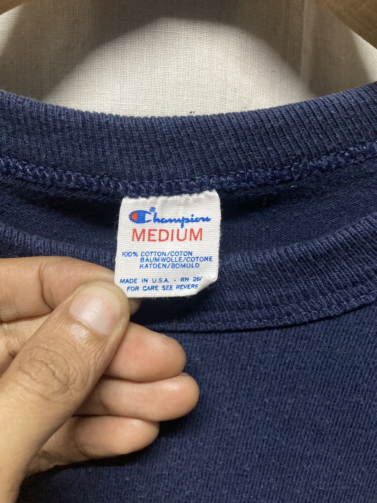 Champion × Vintage Vintage Champion Crewneck Navy Single Stitch Tee Size US M / EU 48-50 / 2 - 4 Thumbnail