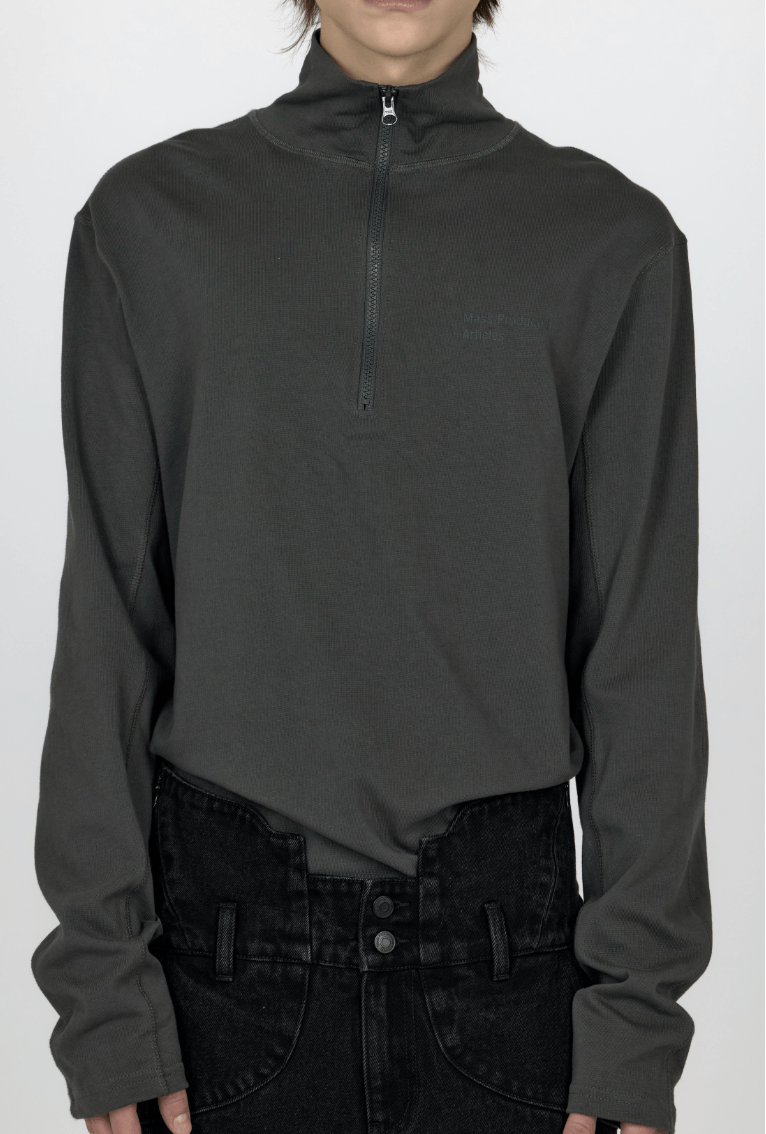 GR10K MPa HALF ZIP JERSEY (CHARCOAL) , PLASTICPRODUCT Size US S / EU 44-46 / 1 - 4 Thumbnail