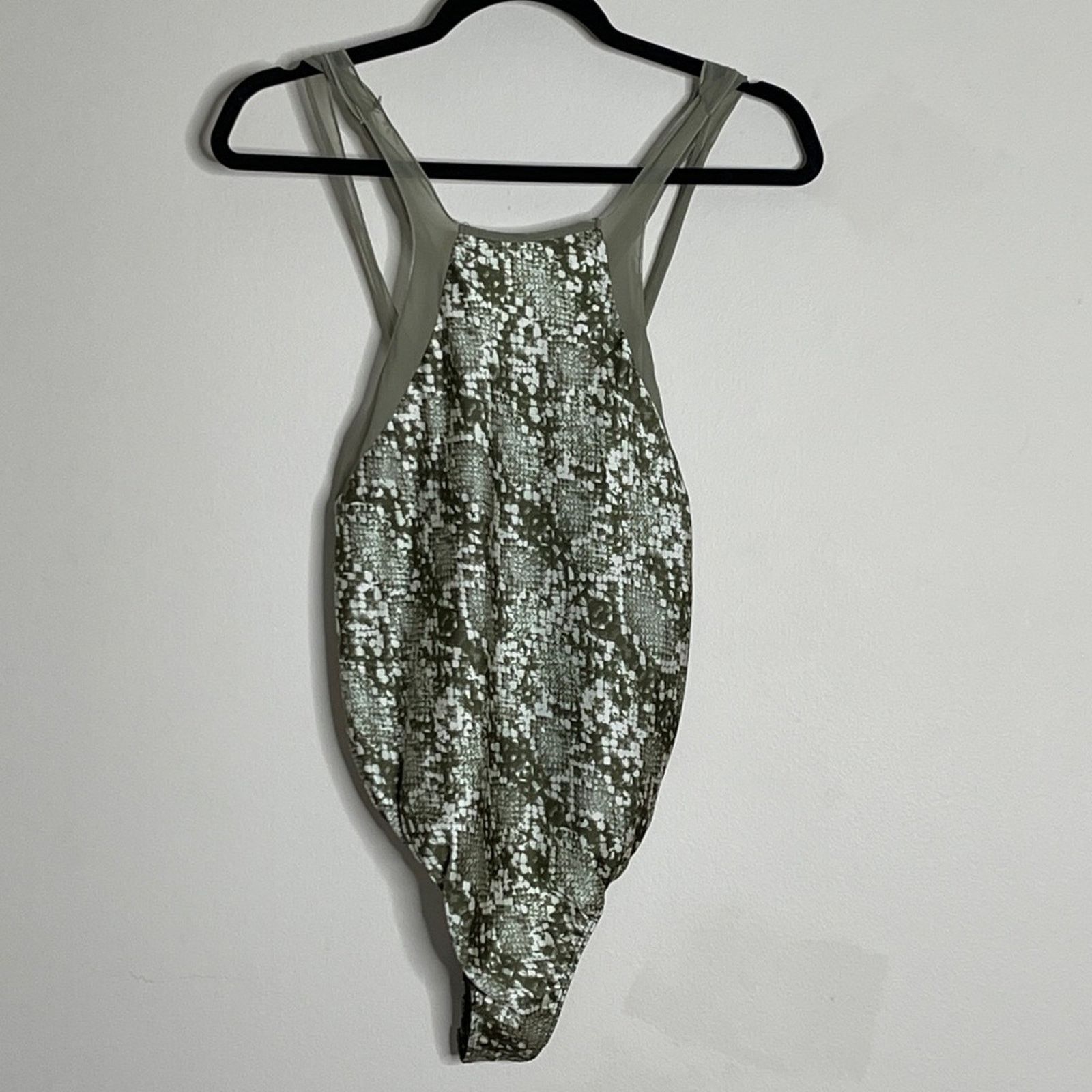 Free People Free People Moss Green Nights Out Snakeskin Print Bodysuit Size XS / US 0-2 / IT 36-38 - 4 Thumbnail