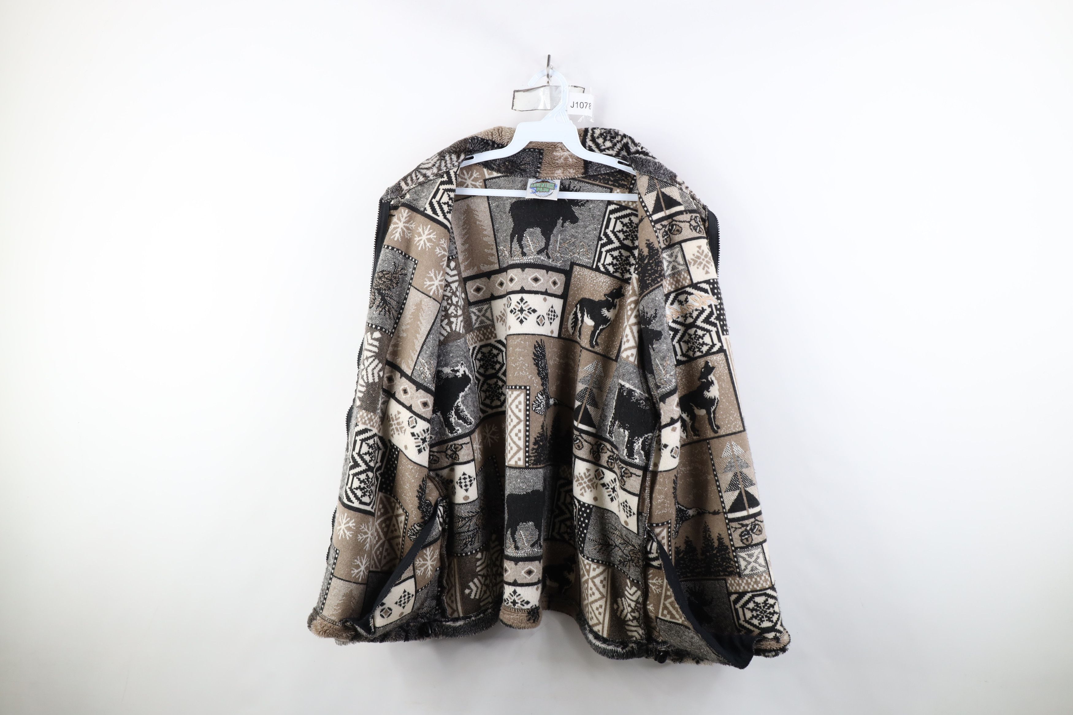 Vintage Vintage 90s Streetwear Wolf All Over Print Fleece Jacket USA Size US L / EU 52-54 / 3 - 11 Thumbnail