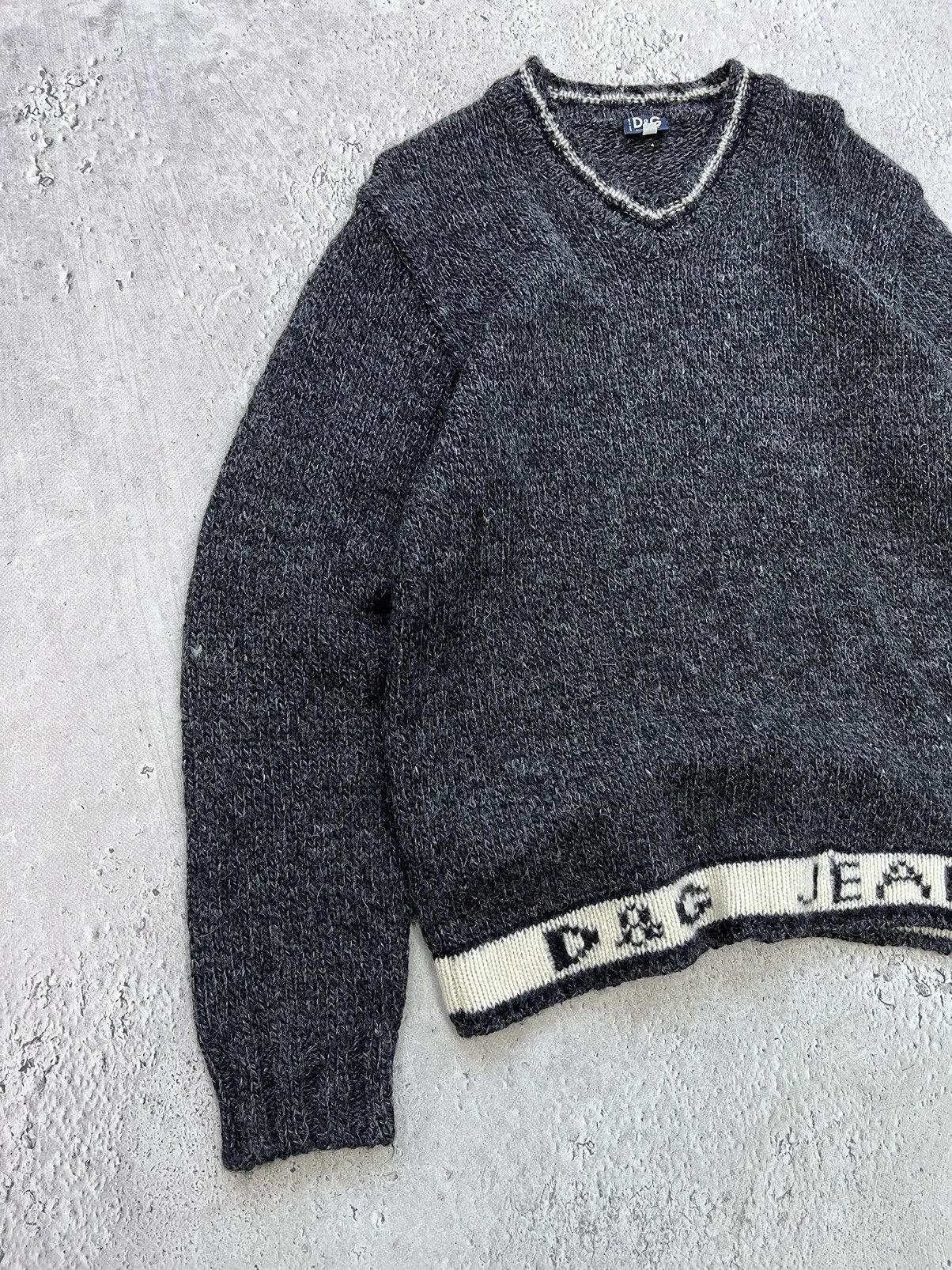 Dolce & Gabbana × Japanese Brand × Vintage VINTAGE Y2K KNITTED WOOL DOLCE GABBANA V-neck SWEATER Size US L / EU 52-54 / 3 - 2 Thumbnail