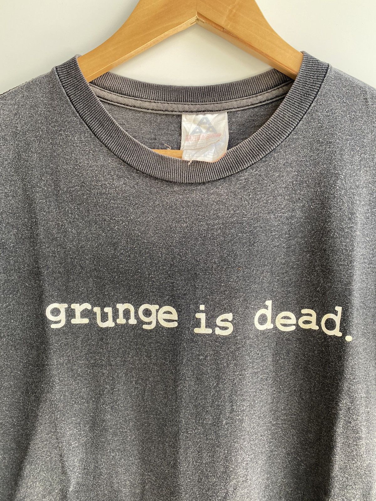 Vintage Grunge Is Dead Kurt Cobain Size US M / EU 48-50 / 2 - 2 Thumbnail