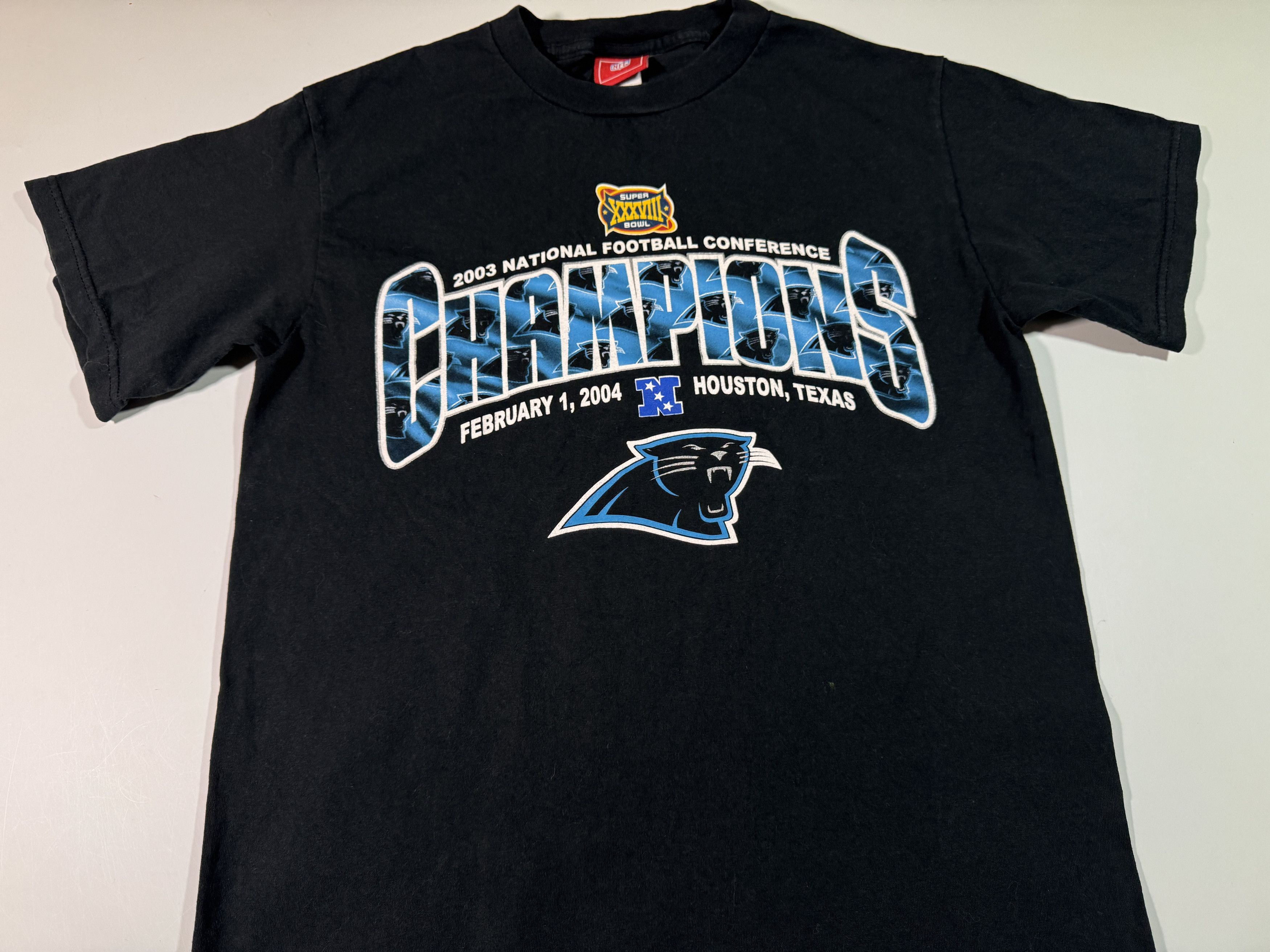 NFL Vintage 2003 Carolina Panthers T-shirt Super Bowl Champions Size US M / EU 48-50 / 2 - 2 Thumbnail