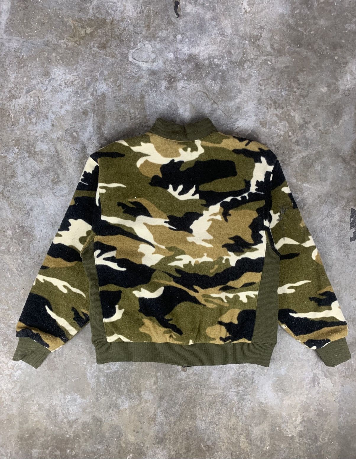 Japanese Brand Japanese Brand Camo Fleece Bomber Jacket Size US L / EU 52-54 / 3 - 2 Thumbnail