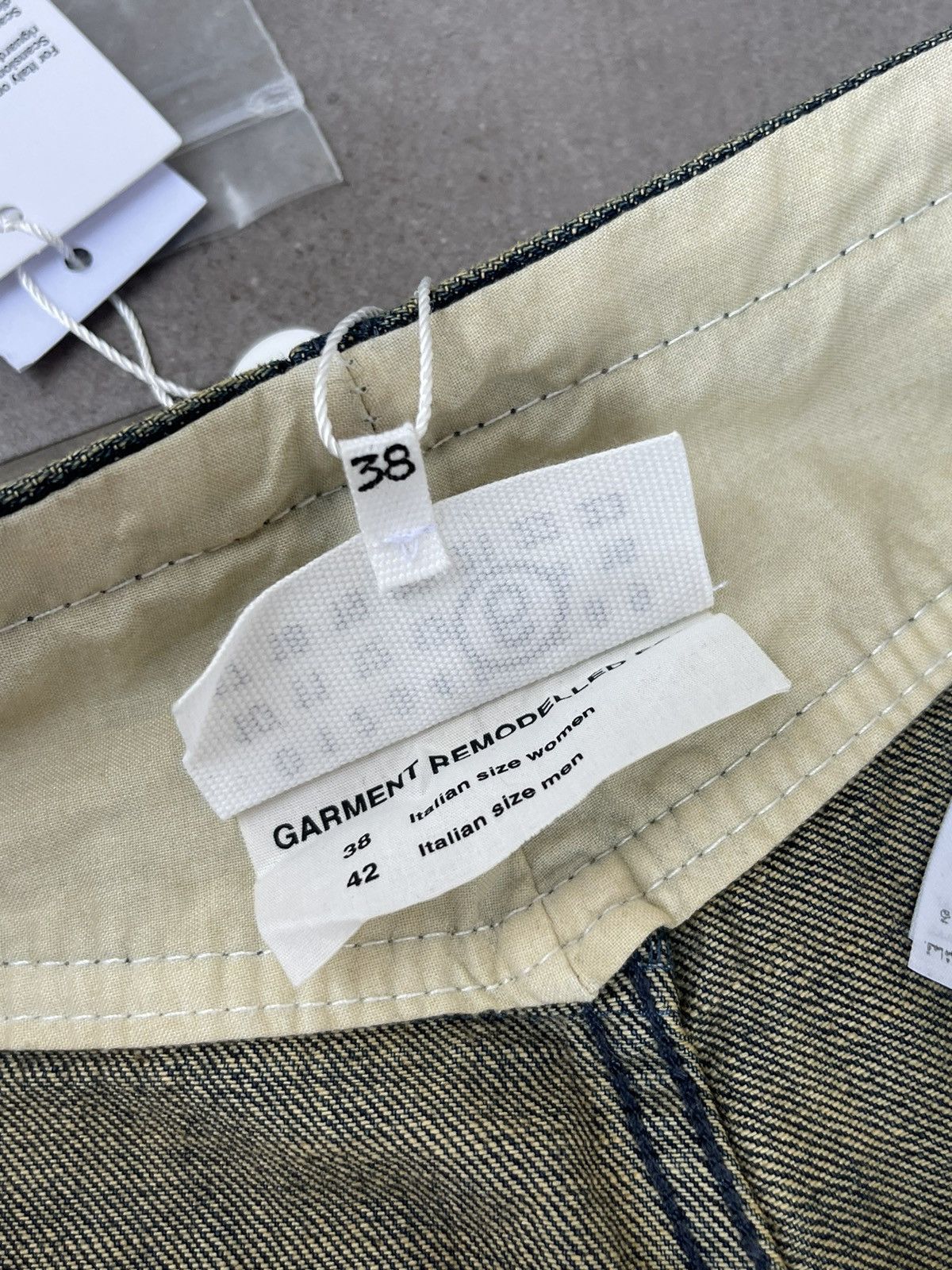 Maison Margiela !DS! SS24 Maison Margiela Five Pocket Indigo Jeans Size 26" / US 2 / IT 38 - 19 Thumbnail