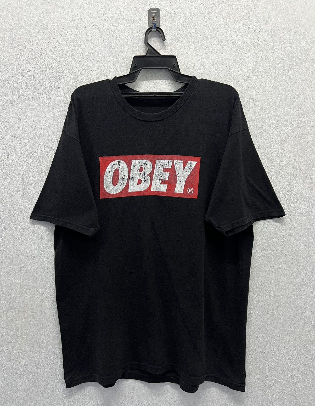 VINTAGE OBEY BIG LOGO SHIRT