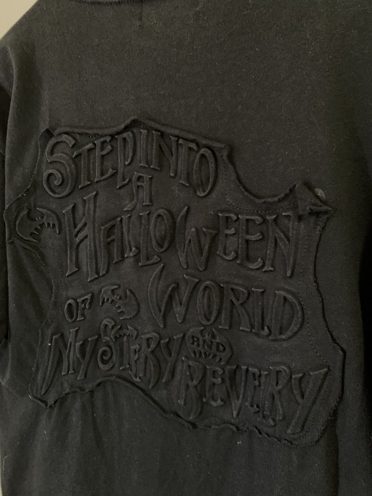 Disney Disney Mickey Halloween 2019T-Shirt Size US M / EU 48-50 / 2 - 10 Thumbnail