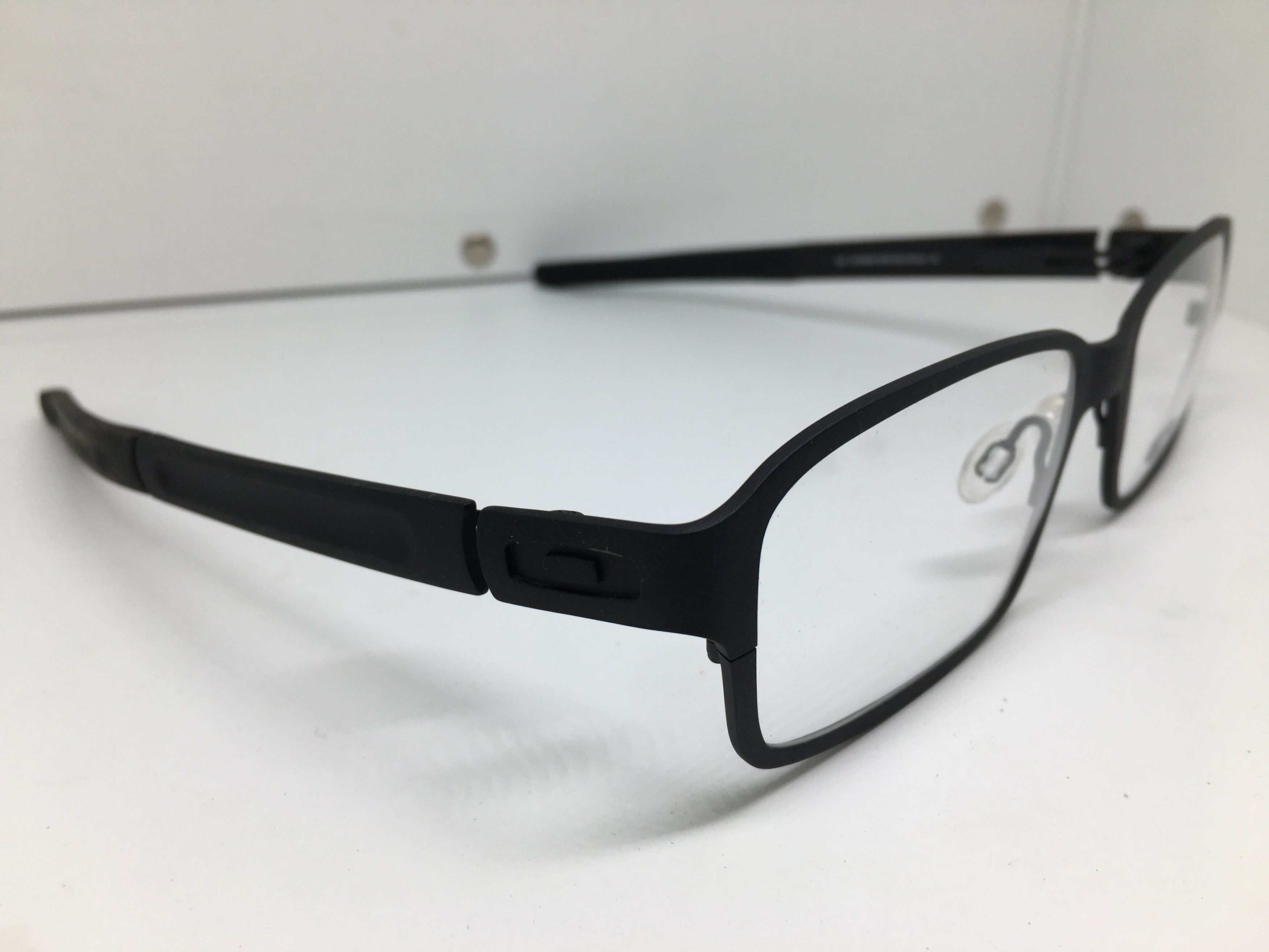 Oakley MOD ICONIC OAKLEY DERINGER TITANIUM EYEGLASSES SUNGLASSES Size ONE SIZE - 1 Thumbnail