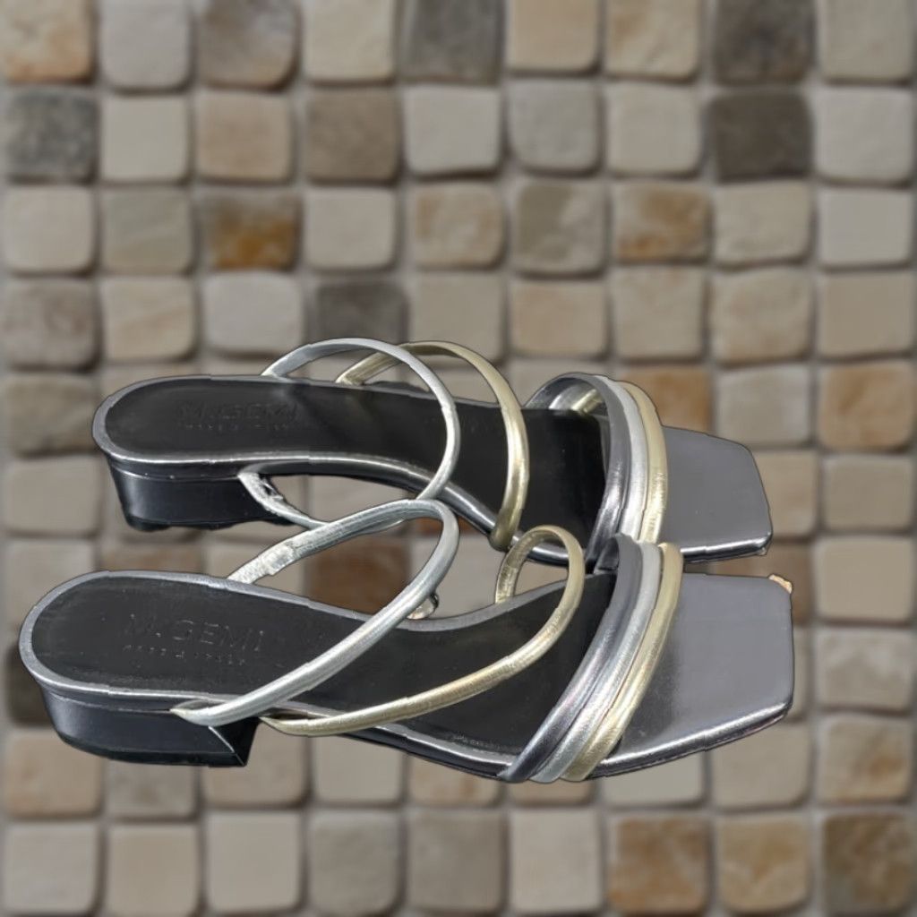 Vintage VINTAGE M. GEMI Women's Sandals Size 5.5 Leather Strappy Silver Slip-On Outdoor Summer Size US 5.5 / IT 35.5 - 1 Thumbnail