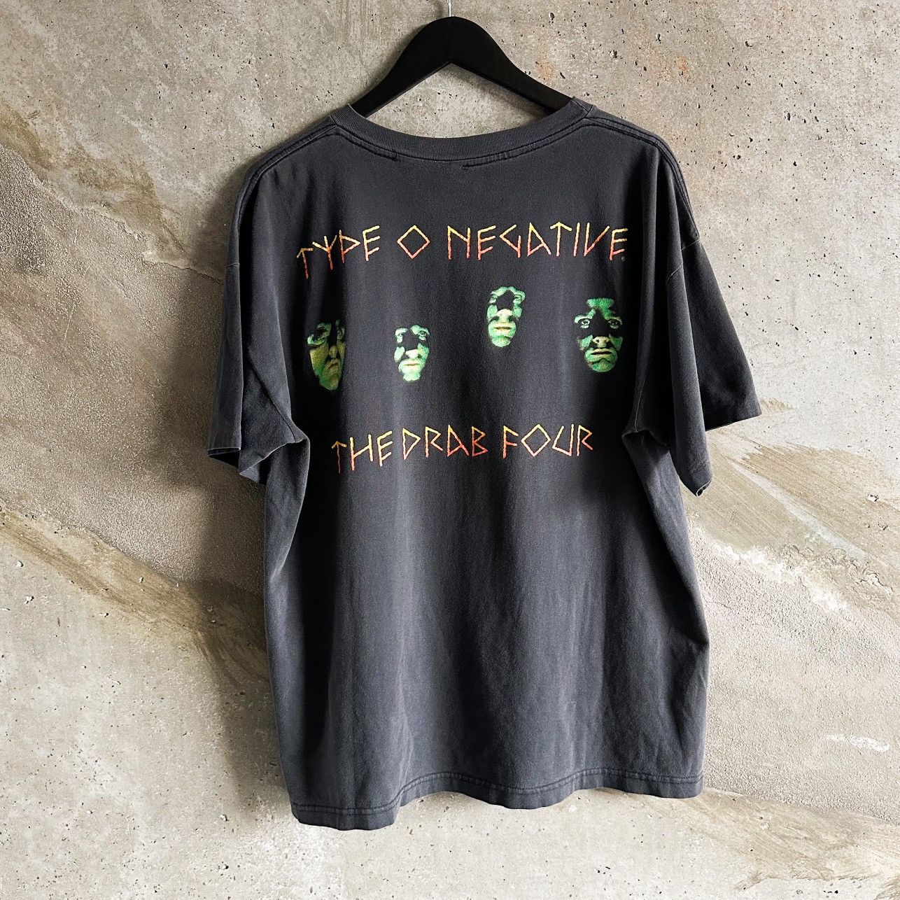 Band Tees 90’s FADED TYPE O NEGATIVE “October Rust” Thorn T-Shirt Size US XL / EU 56 / 4 - 3 Thumbnail