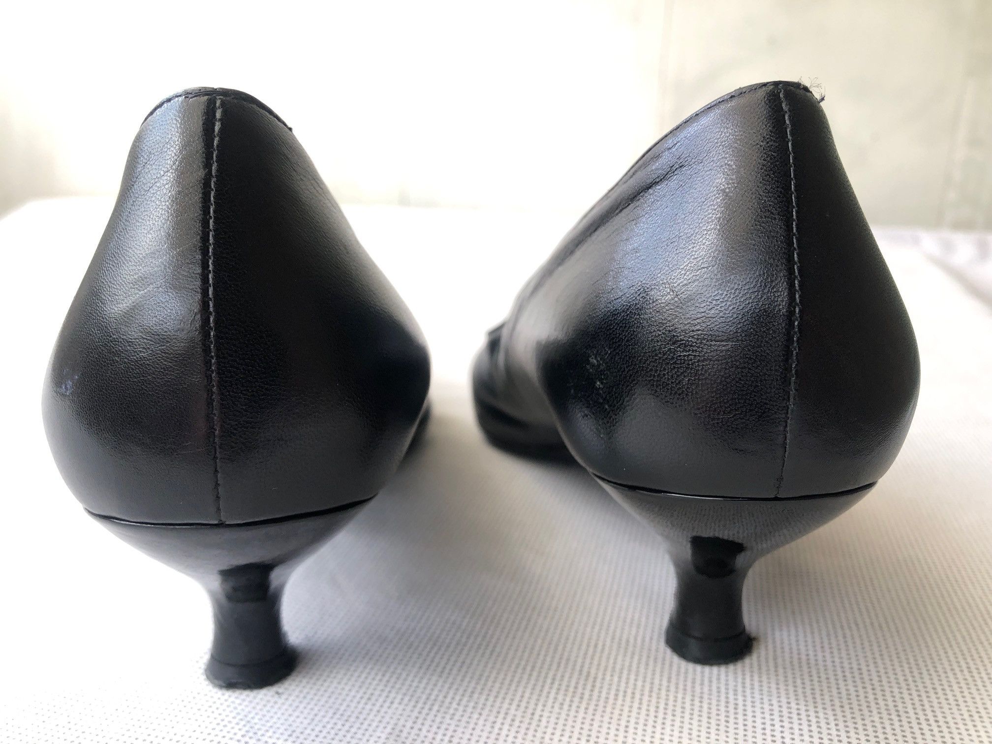 Salvatore Ferragamo Salvatore Ferragamo 'Carrer' Black Pumps Shoes Size US 9 / IT 39 - 5 Thumbnail