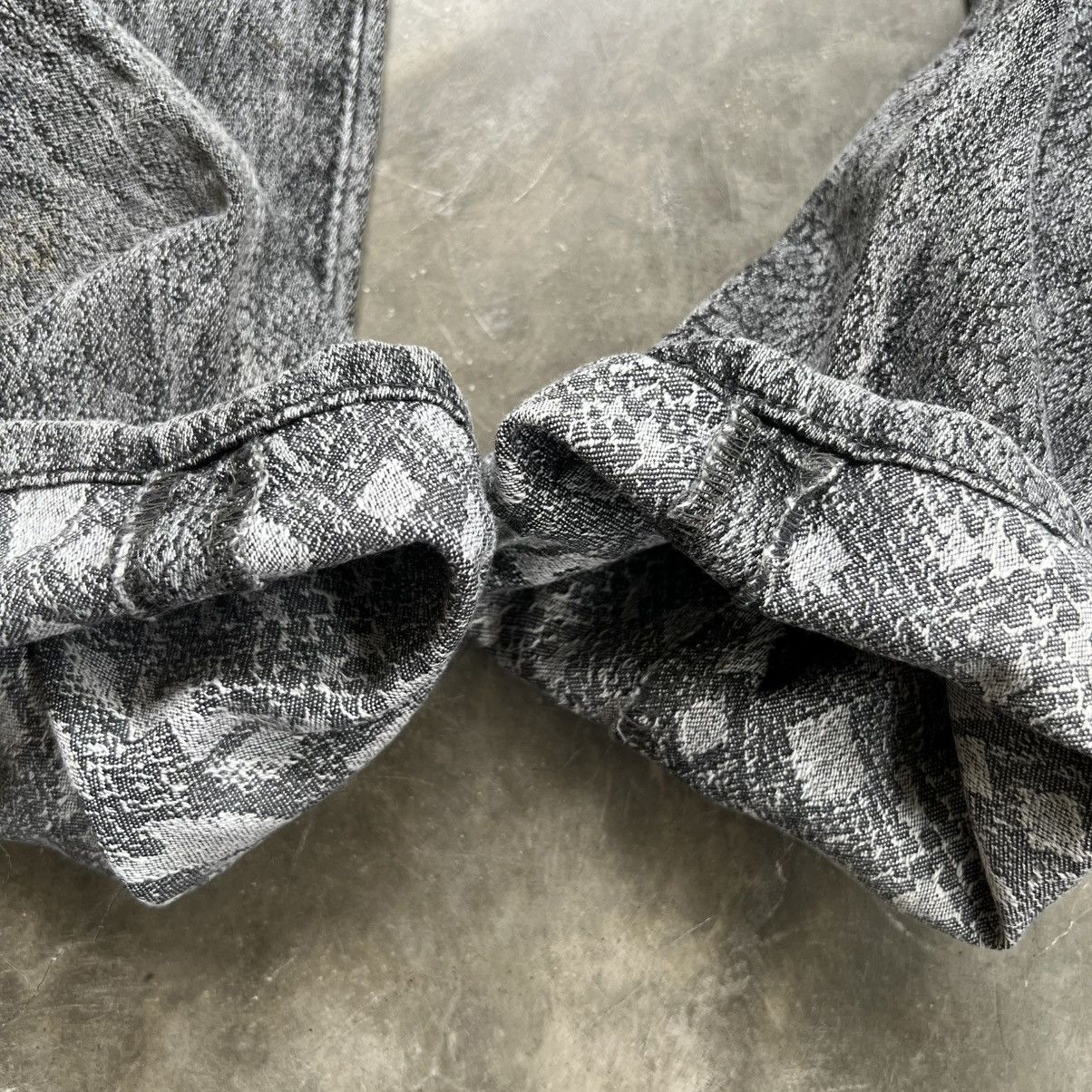 If Six Was Nine 2000s Custom Culture Snake Skin Texture Pants Size US 29 - 6 Thumbnail