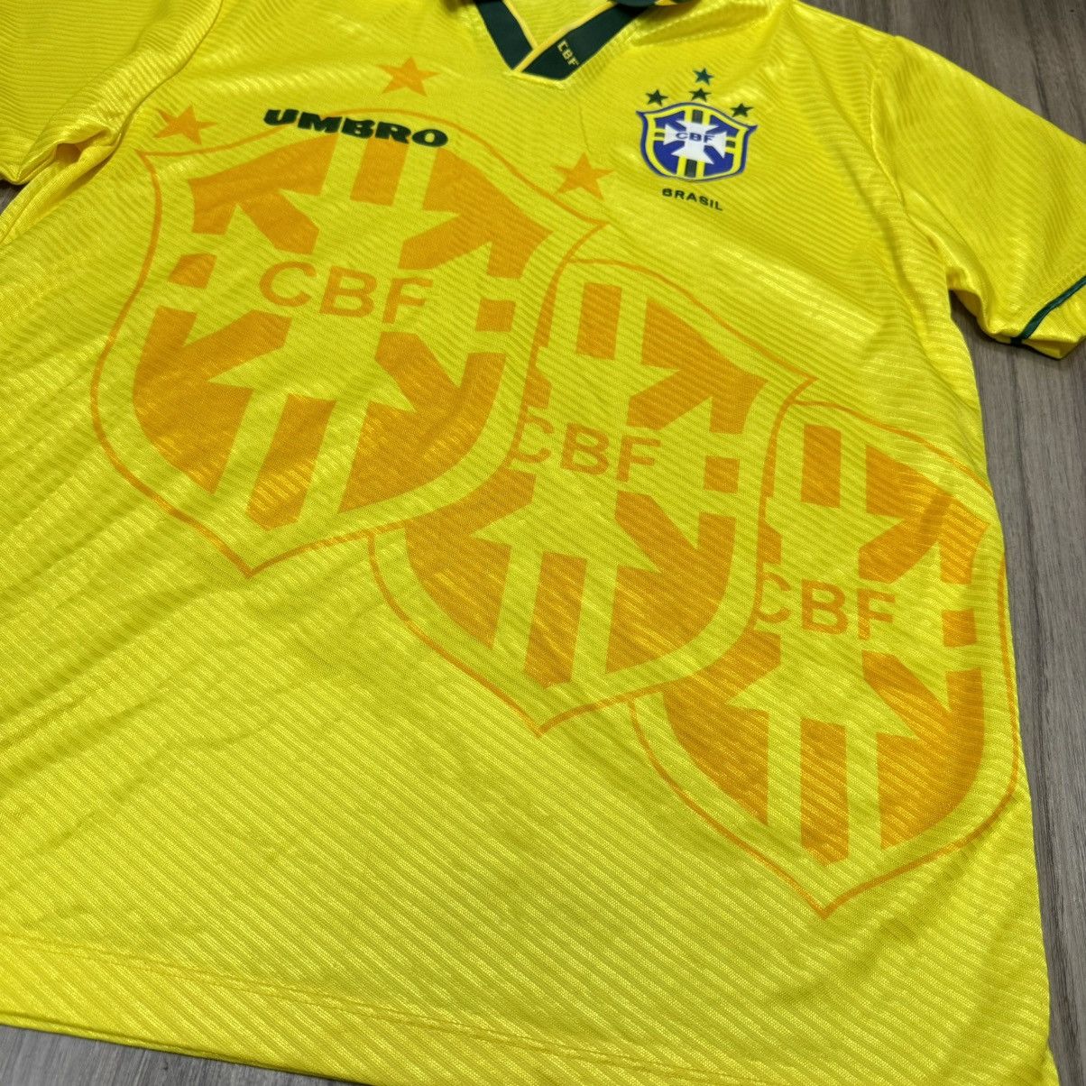 Umbro Brazil 94/95 home shirt Size US L / EU 52-54 / 3 - 3 Thumbnail