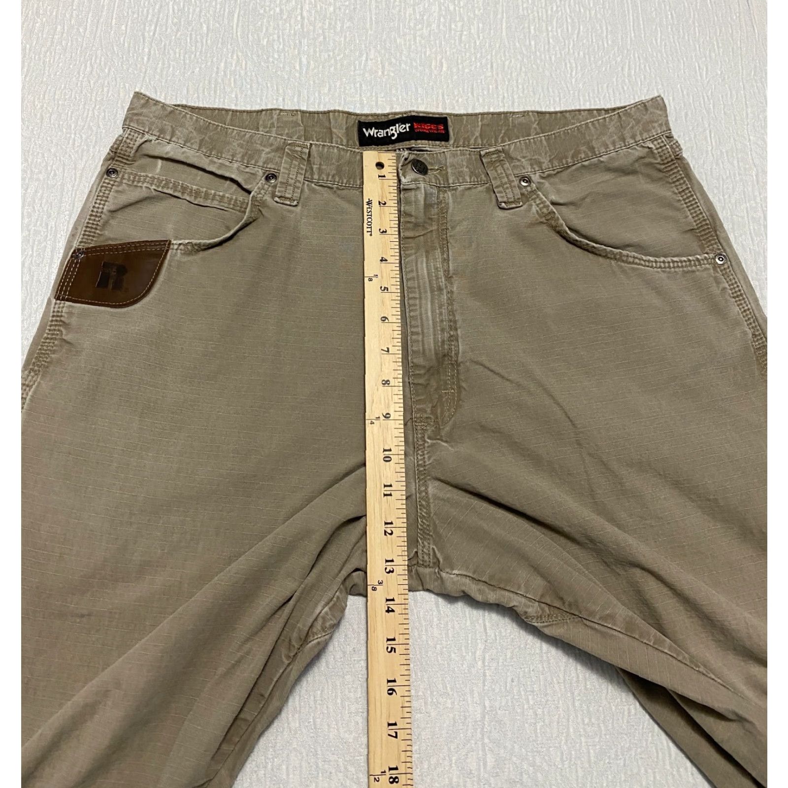 Wrangler VINTAGE Wrangler Riggs Workwear Pants Men's Size 38×34 Beige Ripstop Straight Size US 38 / EU 54 - 7 Thumbnail