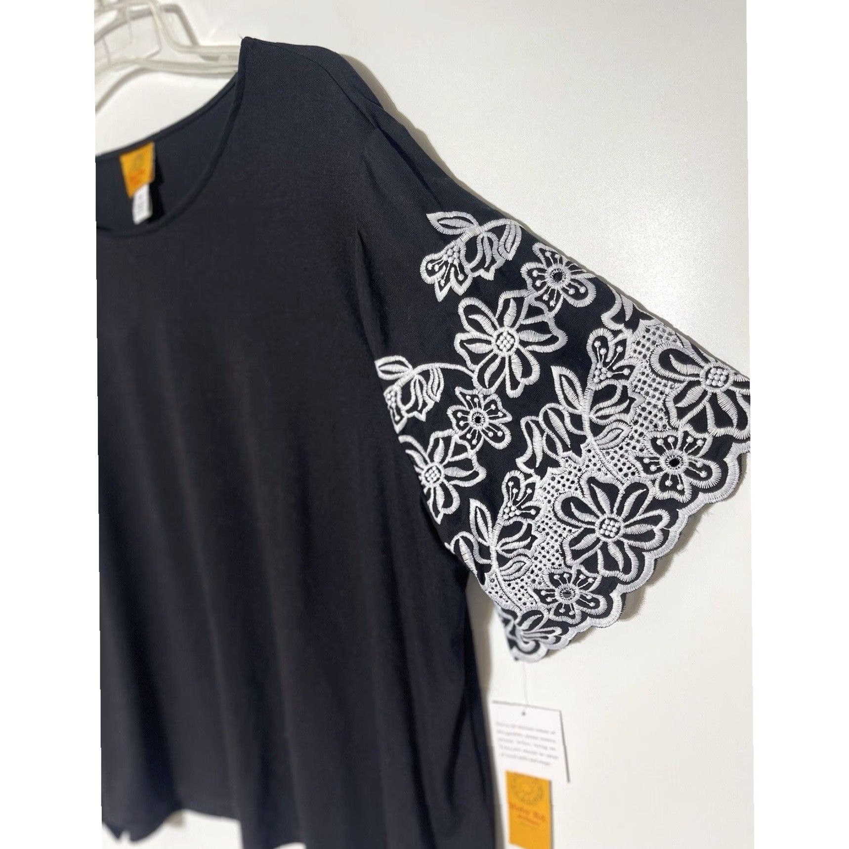 Vintage VINTAGE Ruby Road Womens Plus Size 3X Knit Top Embroidered Floral Sleeves Dark Fairy Blouse Bohemian Flower Hippie Retro Womens Size XXL / US 16-18 / IT 52-54 - 3 Thumbnail