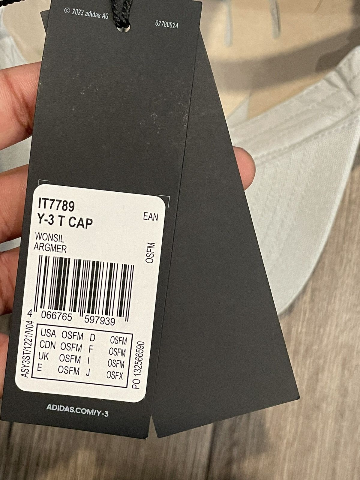 Y-3 Y-3 Adidas Tokyo Cap in Wonder Silver Size ONE SIZE - 6 Thumbnail