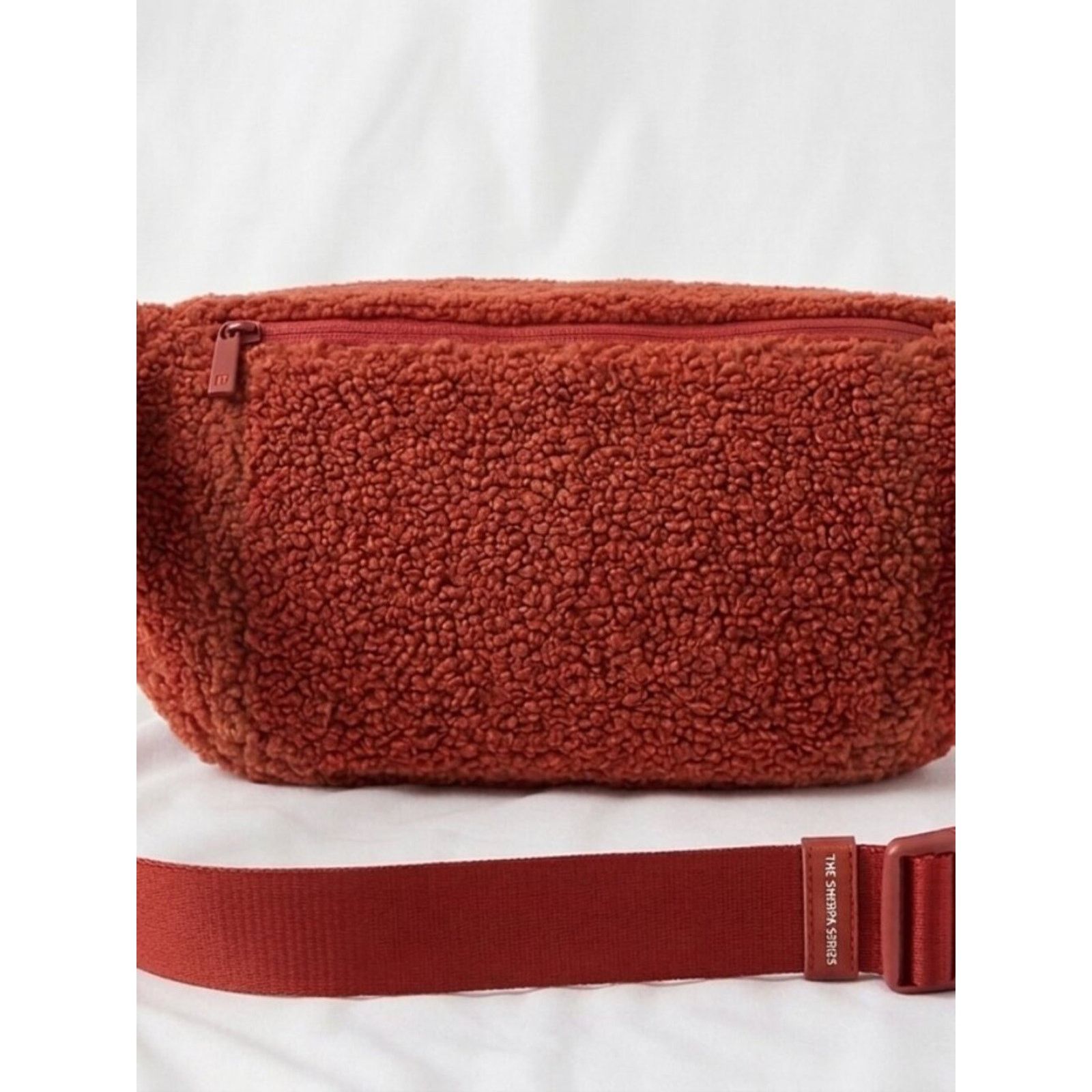 Lululemon Lululemon On The Beat Crossbody Belt Bag Sherpa Burnt Orange Size ONE SIZE - 3 Thumbnail