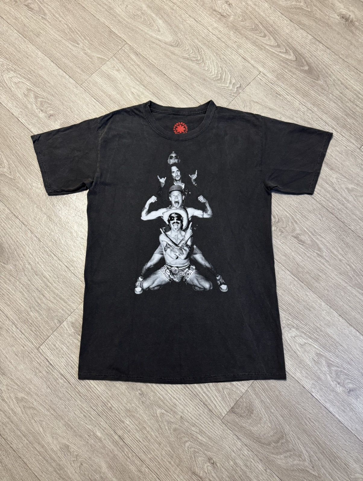 Band Tees 🔷Red Hot Chili Peppers Love Tour 2022 T-shirt🔷 Size US S / EU 44-46 / 1 - 1 Thumbnail