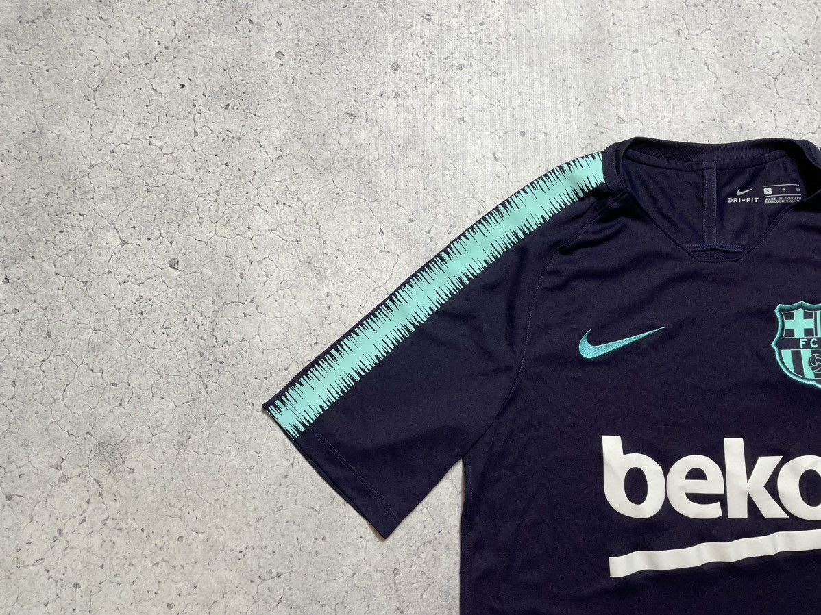 Nike Vintage Nike Barcelona Beko Training Football Jersey Y2K Size US S / EU 44-46 / 1 - 5 Thumbnail