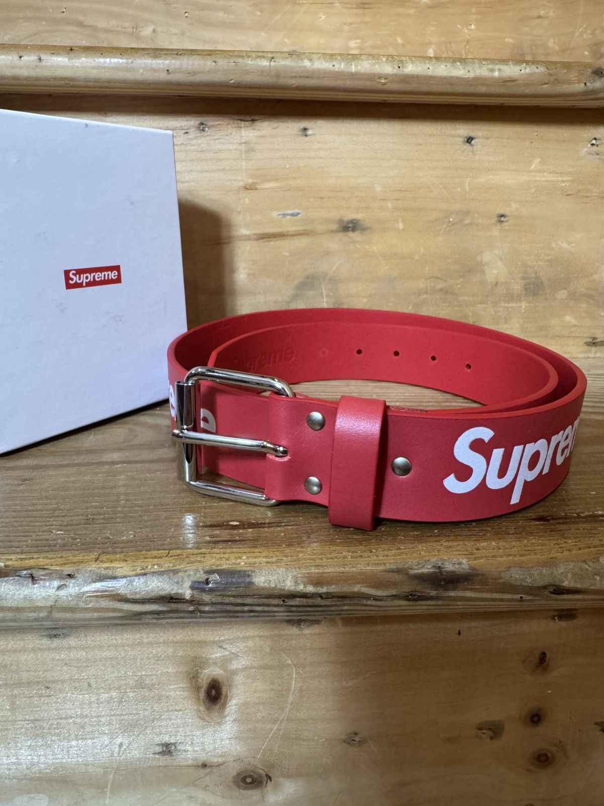 Supreme Supreme Repeat Leather Belt (FW25) Red - Size Large Size 42 - 2 Thumbnail