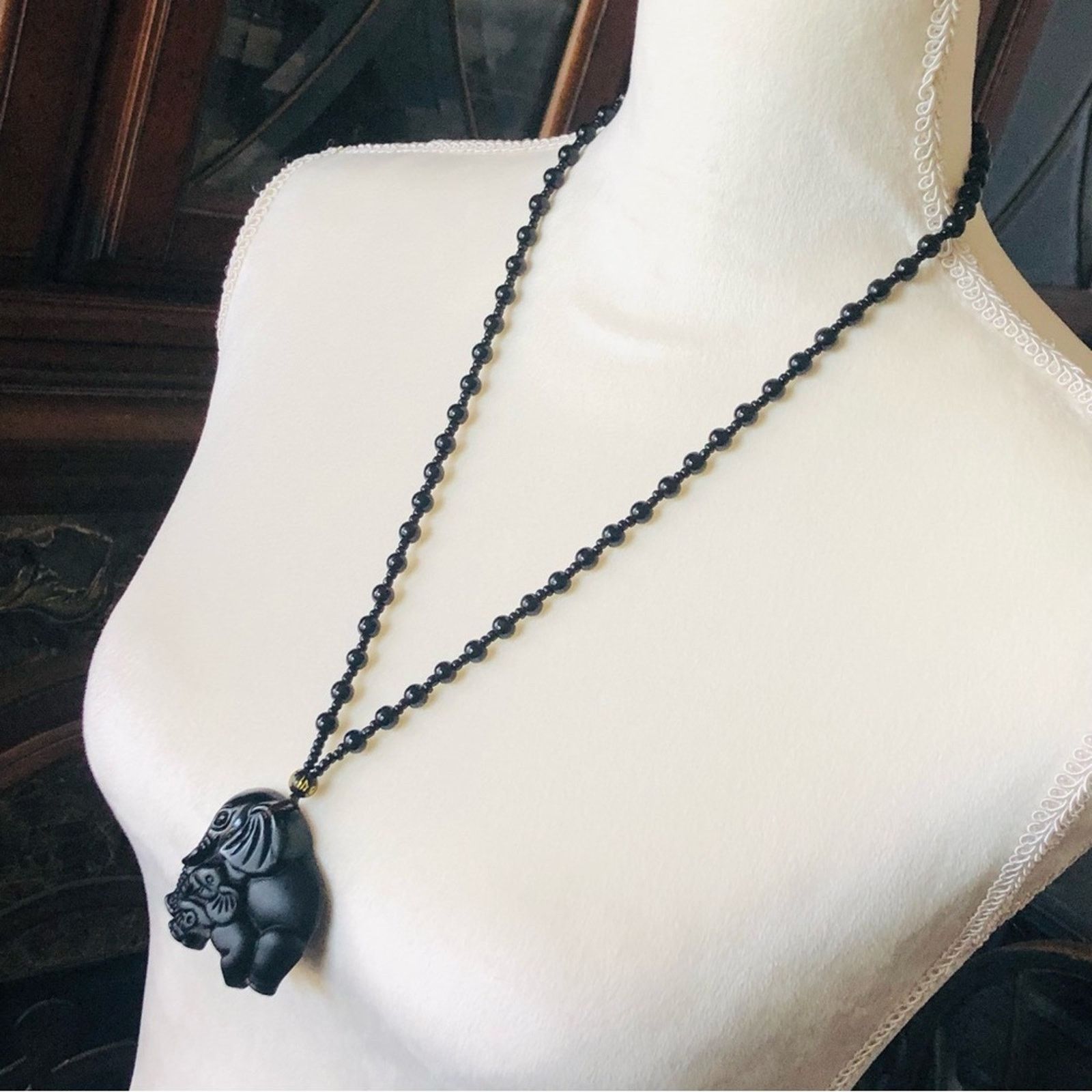 Handmade Hand crafted black chalcedony elephant stone necklace Size ONE SIZE - 3 Thumbnail