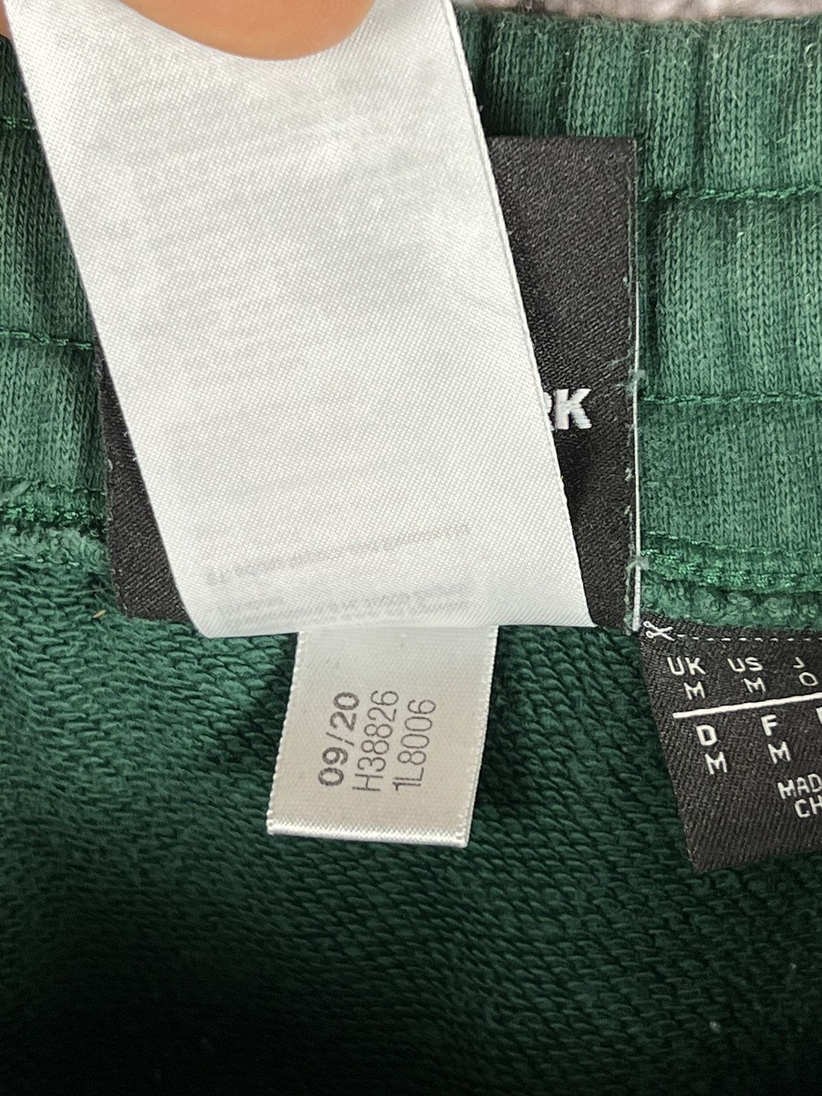 Adidas × Ivy Park Adidas x Ivy Park 4all cargo unisex Beyoncé sweat pants y2k Size US 34 / EU 50 - 16 Thumbnail
