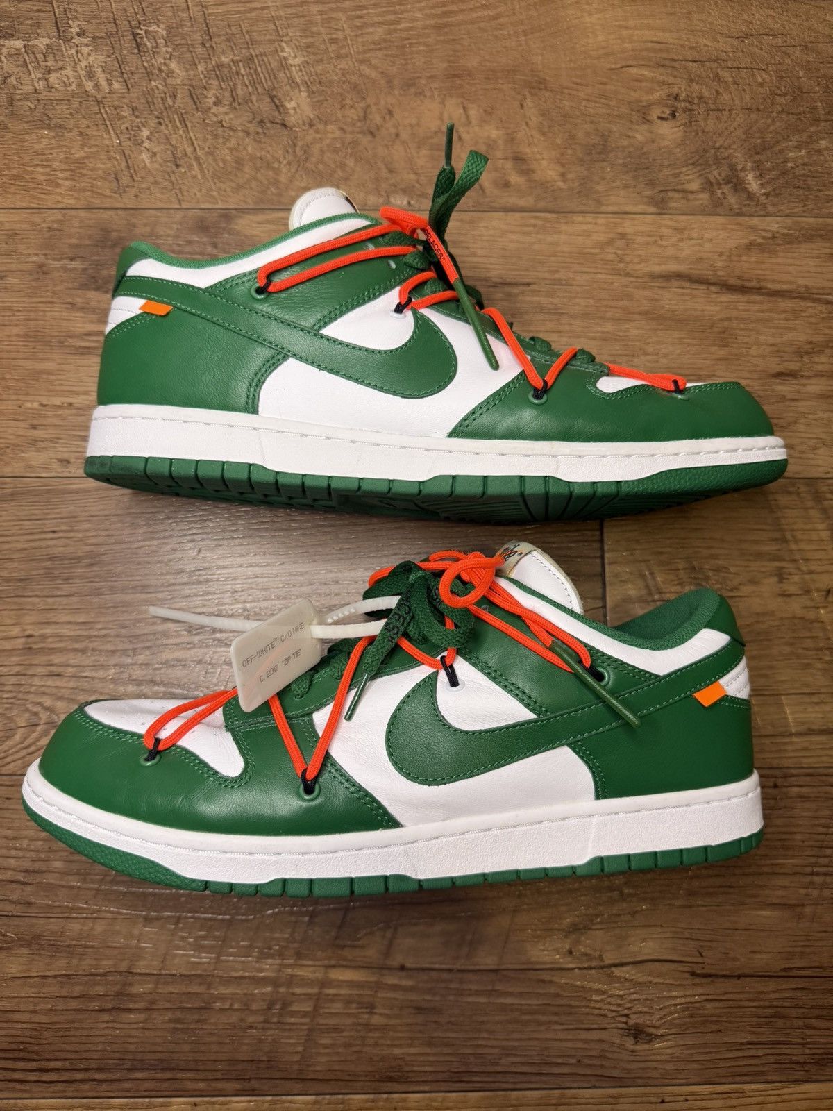 Nike × Off-White Nike Dunk Low Off-White Pine Green Size US 13 / EU 46 - 2 Thumbnail