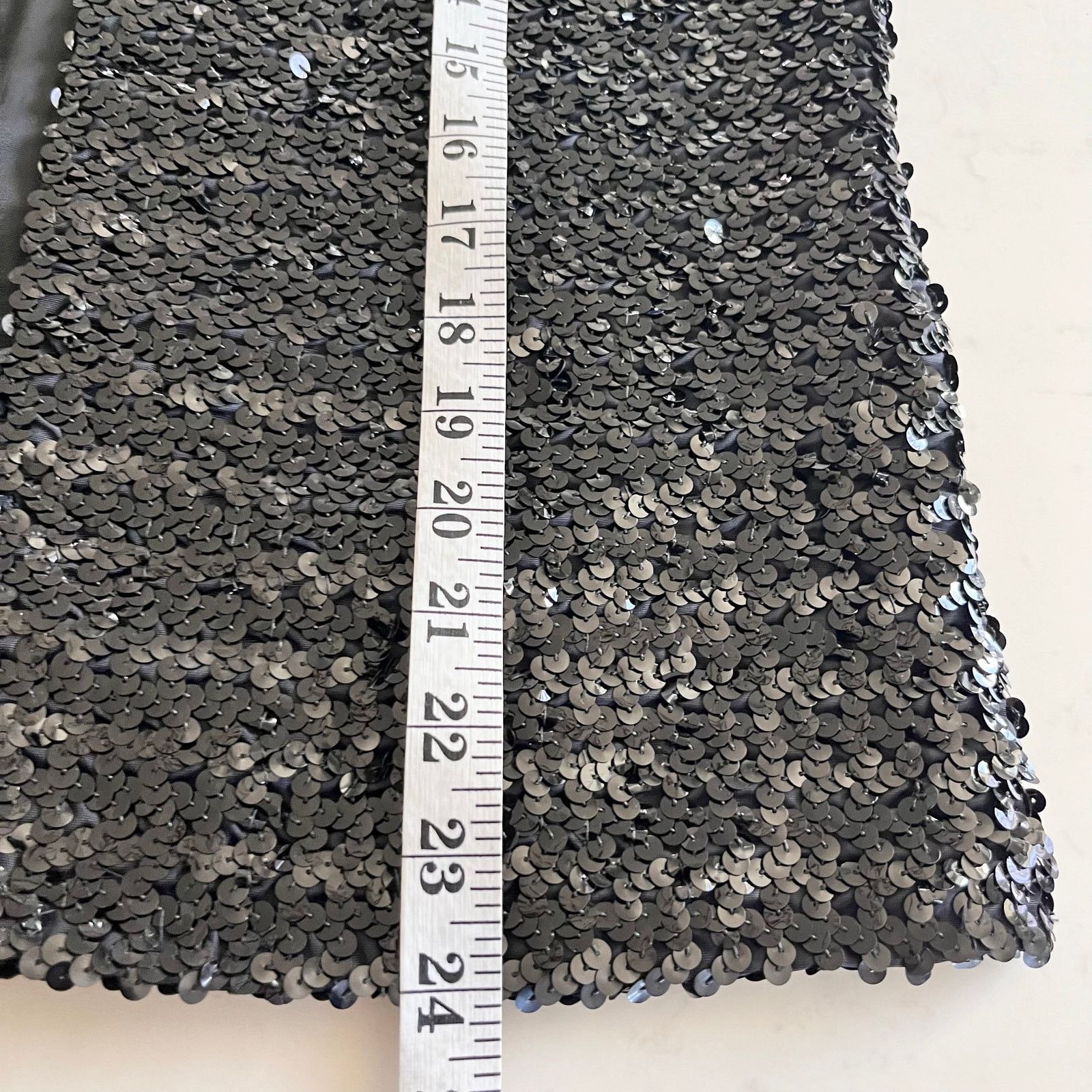 Saks Fifth Avenue Saks Fifth Avenue Vintage Black Sequin Embellished Vest Size M / US 6-8 / IT 42-44 - 8 Thumbnail