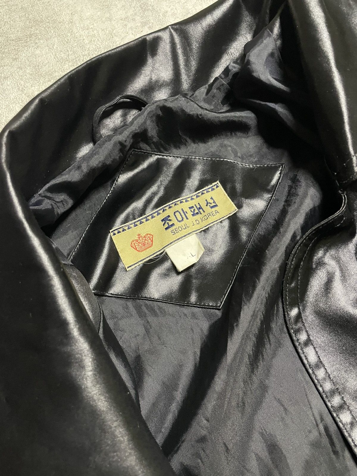 If Six Was Nine Skull Vintage Japanese Black Trench – Shadow Silence Size US L / EU 52-54 / 3 - 5 Thumbnail