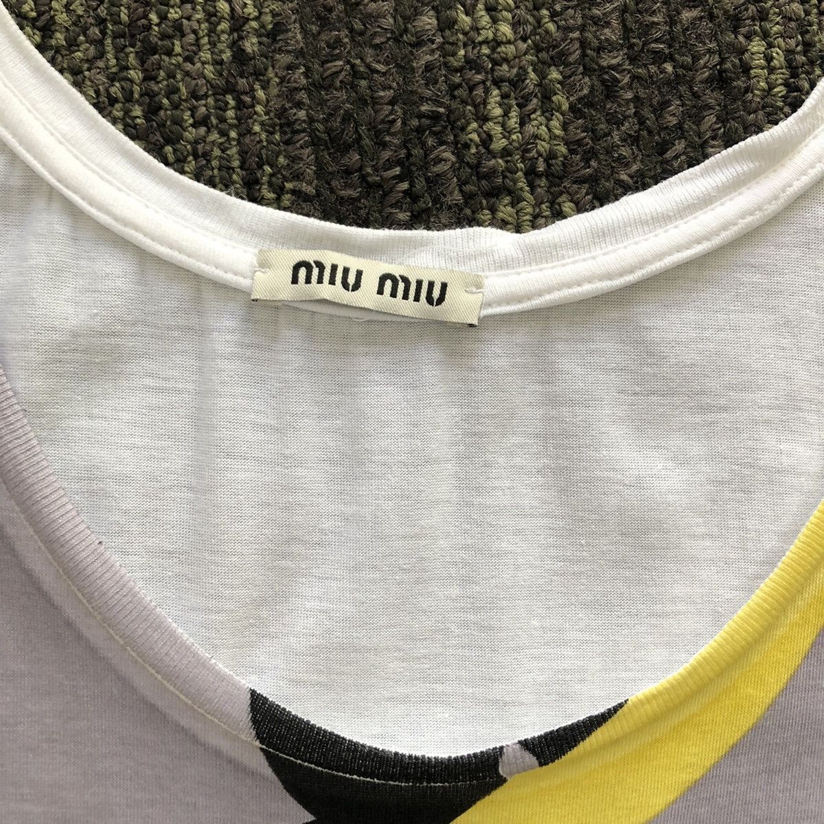 Miu Miu MIU MIU SLEEVELES FLORAL TOP Size S / US 4 / IT 40 - 4 Thumbnail