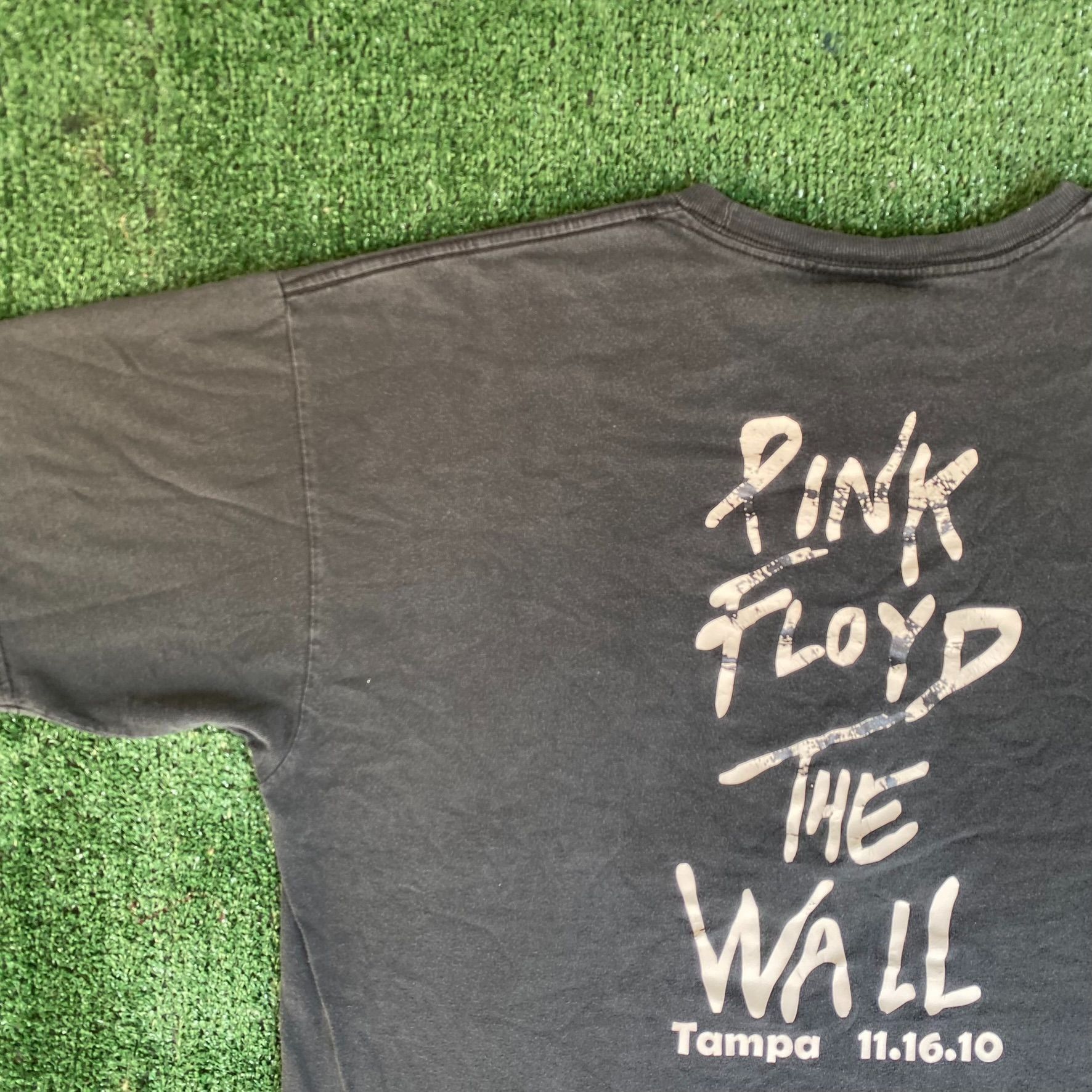 Band Tees Vintage Y2K Pink Floyd Shirt The Wall Logo Punk Rock Band Te Size US XL / EU 56 / 4 - 6 Thumbnail