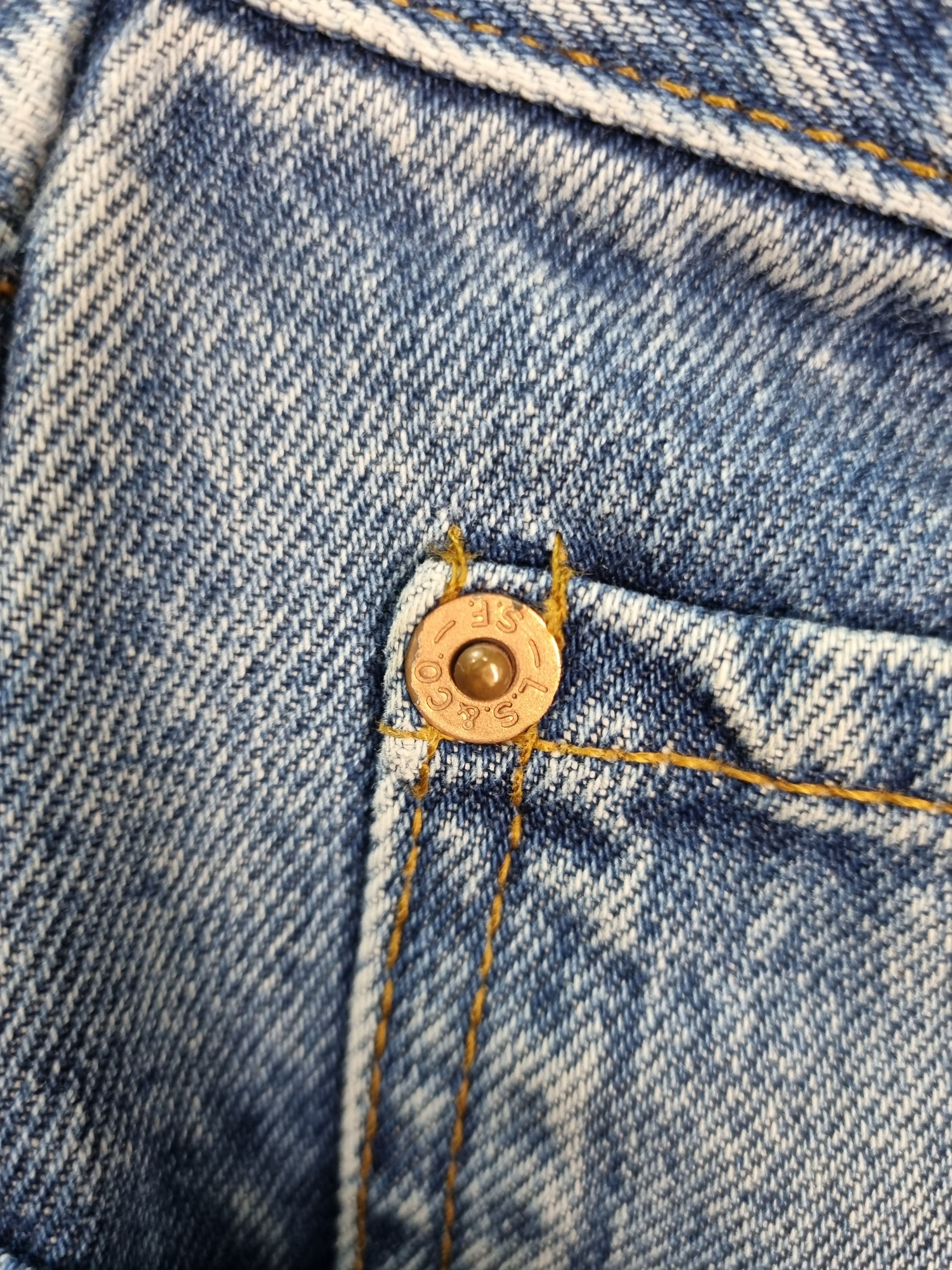 Levi's × Levi's Vintage Clothing 98' Levi's 615 Faded Dirty Vintage Denim Jeans Size US 34 / EU 50 - 14 Thumbnail