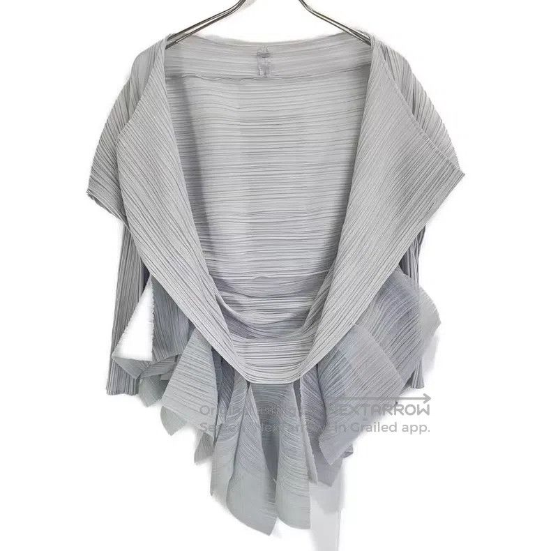 Issey Miyake Issey Miyake size:F Gray Irregular Special-Shaped Design T Size S / US 4 / IT 40 - 3 Thumbnail
