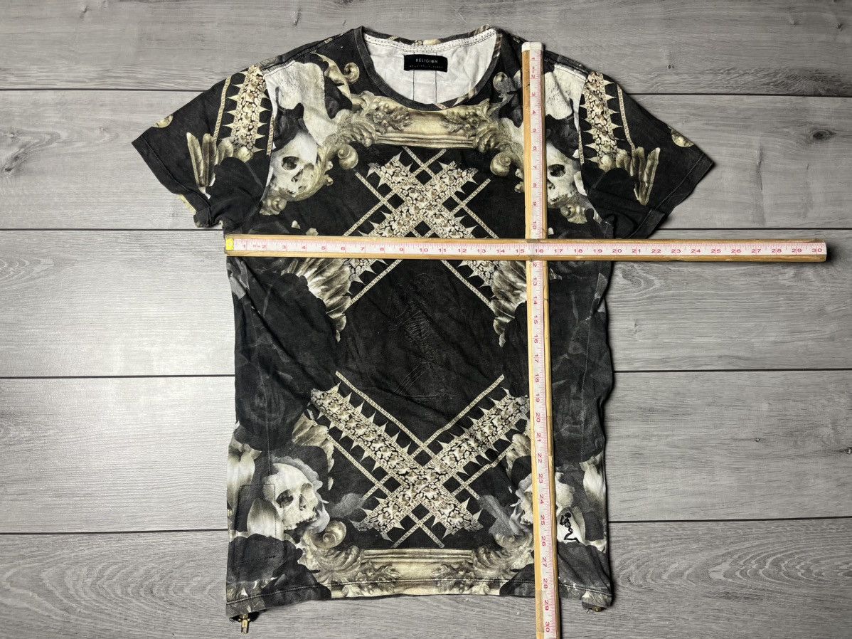 Japanese Brand Religion Double Zipper T-shirts Box Logo size Medium Size US M / EU 48-50 / 2 - 6 Thumbnail