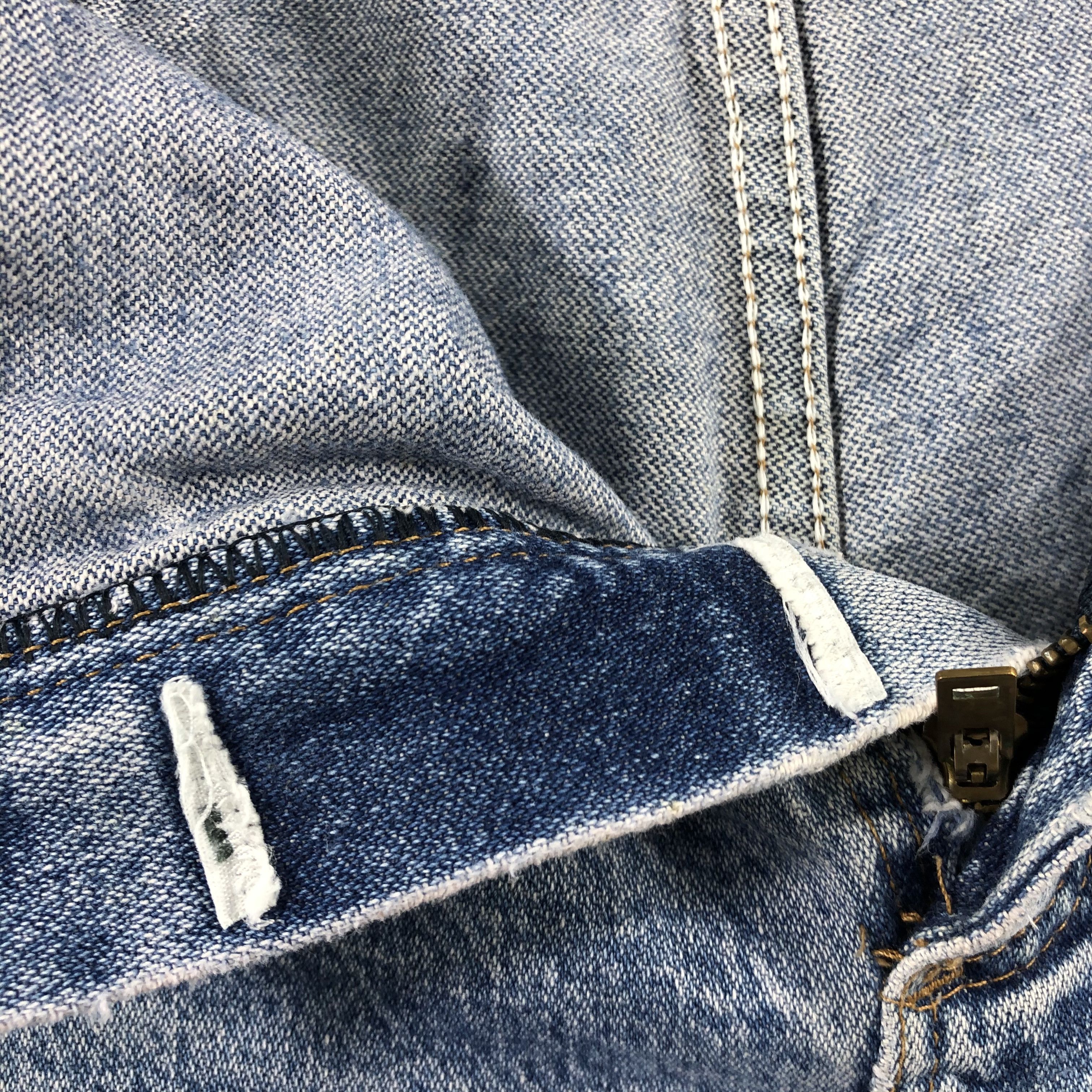 Vintage Vintage Blue Wash Wrangler Jeans-J2313 Size US 39 - 12 Thumbnail