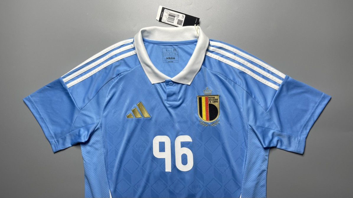 Vintage BELGIUM ADIDAS 2024 EURO FOOTBALL SOCCER AWAY JERSEY Size US L / EU 52-54 / 3 - 2 Thumbnail