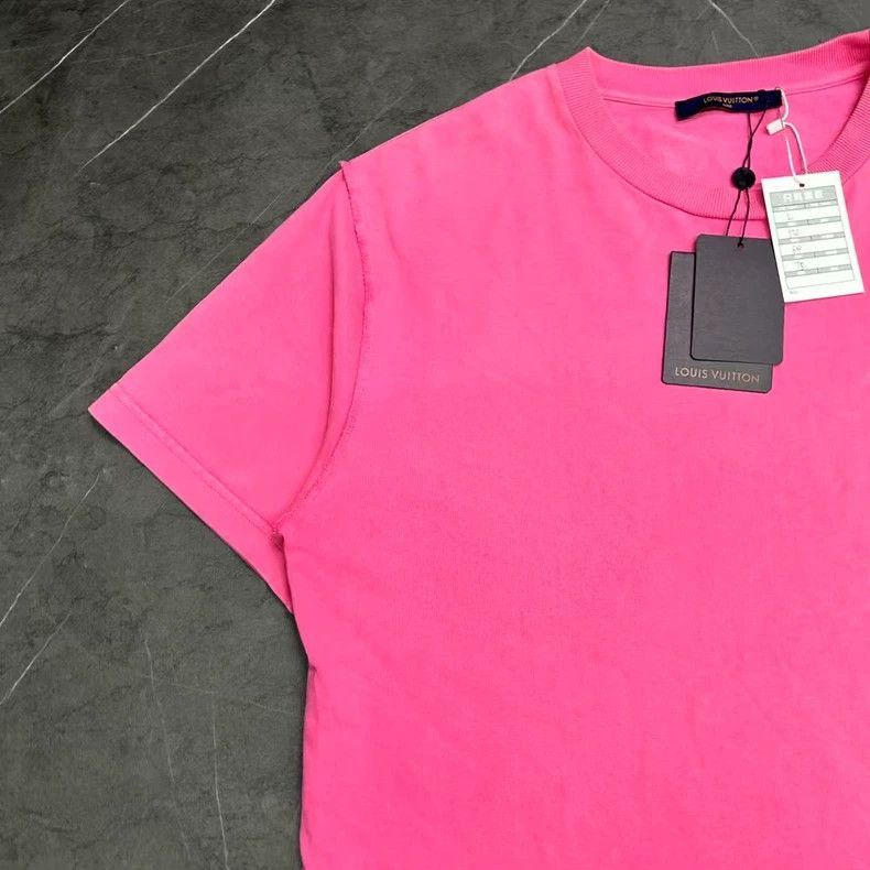 Louis Vuitton Louis Vuitton Pink Short Sleeve TShirt Size L-2506 Size L / US 10 / IT 46 - 4 Thumbnail