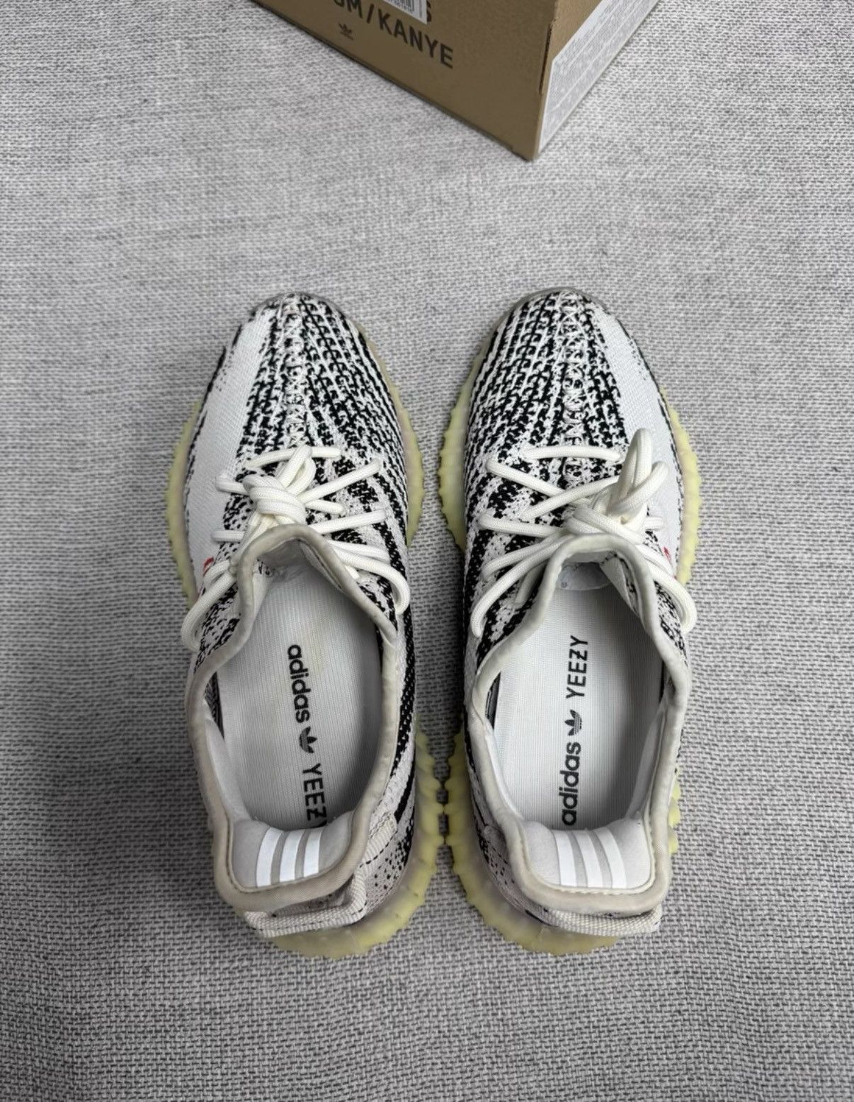 Adidas Adidas Yeezy 350 Zebra K37 Size US 7.5 / EU 40-41 - 2 Thumbnail