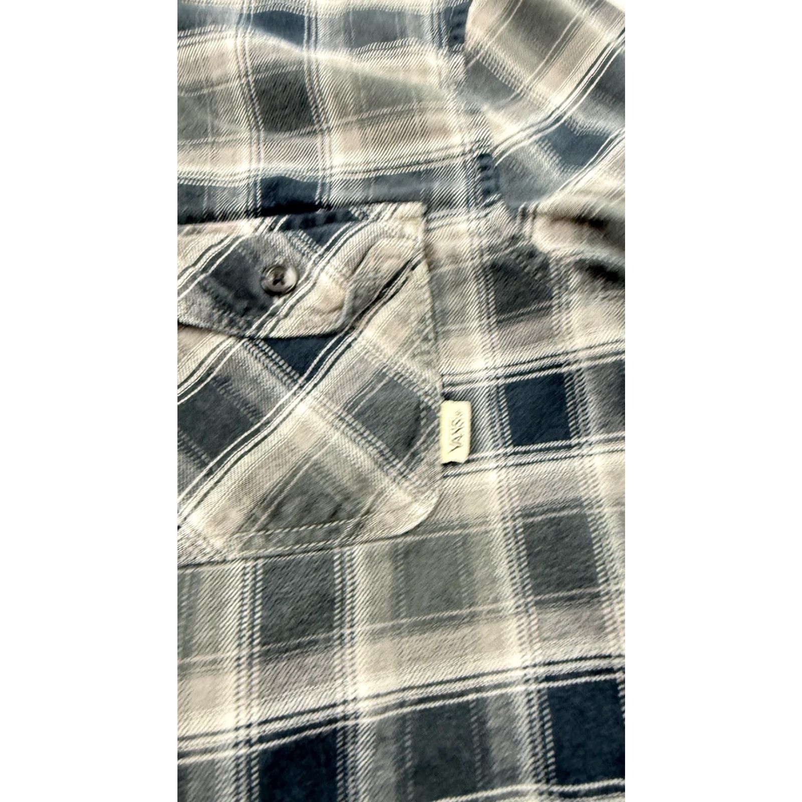 Vans VANS Shirt Mens Small Gray Blue Plaid Tailored Fit Button Front Flannel Shirt Size US S / EU 44-46 / 1 - 2 Thumbnail